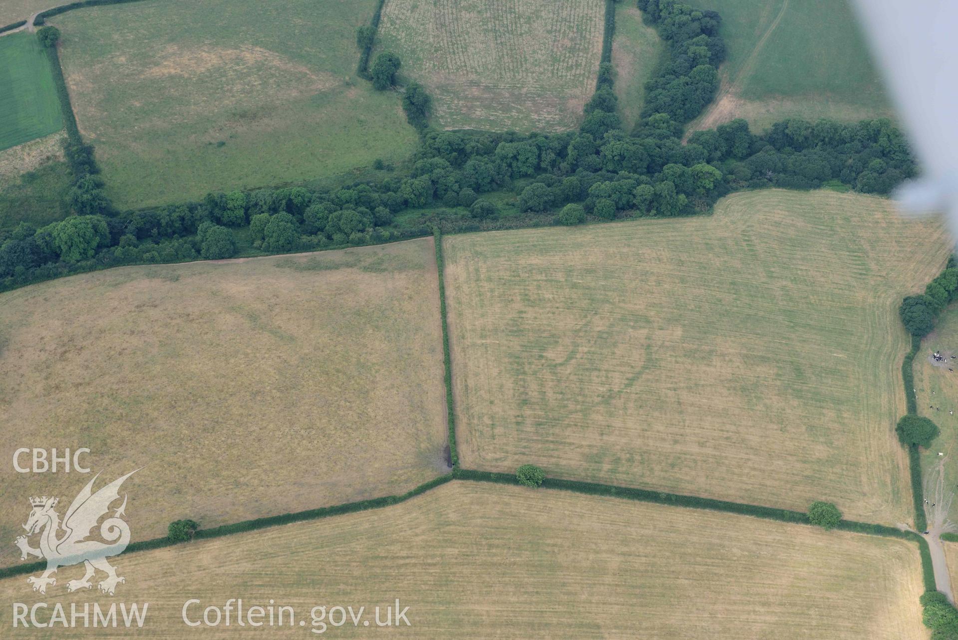 West Rath Walton and West Rath II. Oblique aerial photograph taken during the Royal Commission’s programme of archaeological aerial reconnaissance by Toby Driver on 10 July 2018.