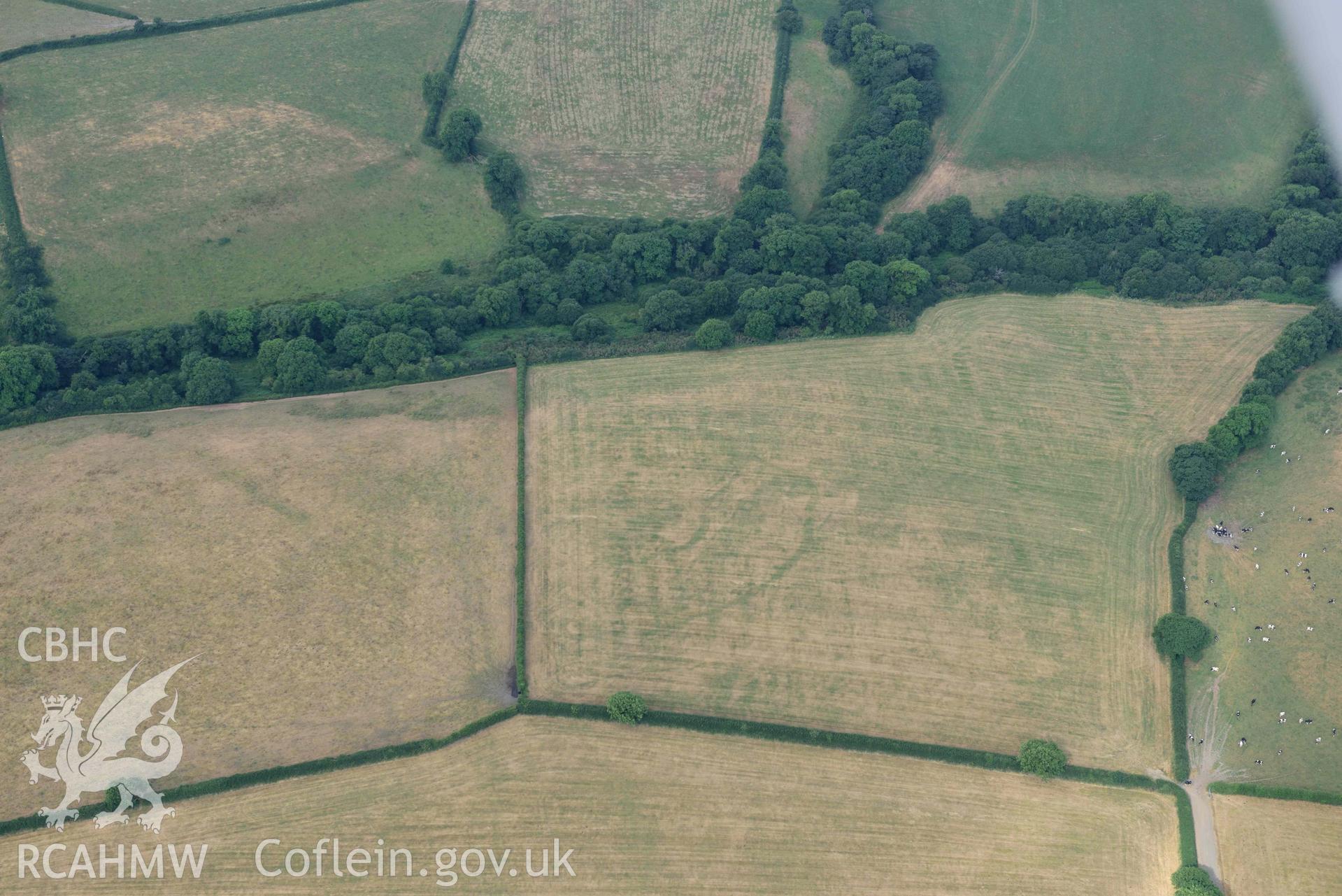 West Rath Walton and West Rath II. Oblique aerial photograph taken during the Royal Commission’s programme of archaeological aerial reconnaissance by Toby Driver on 10 July 2018.