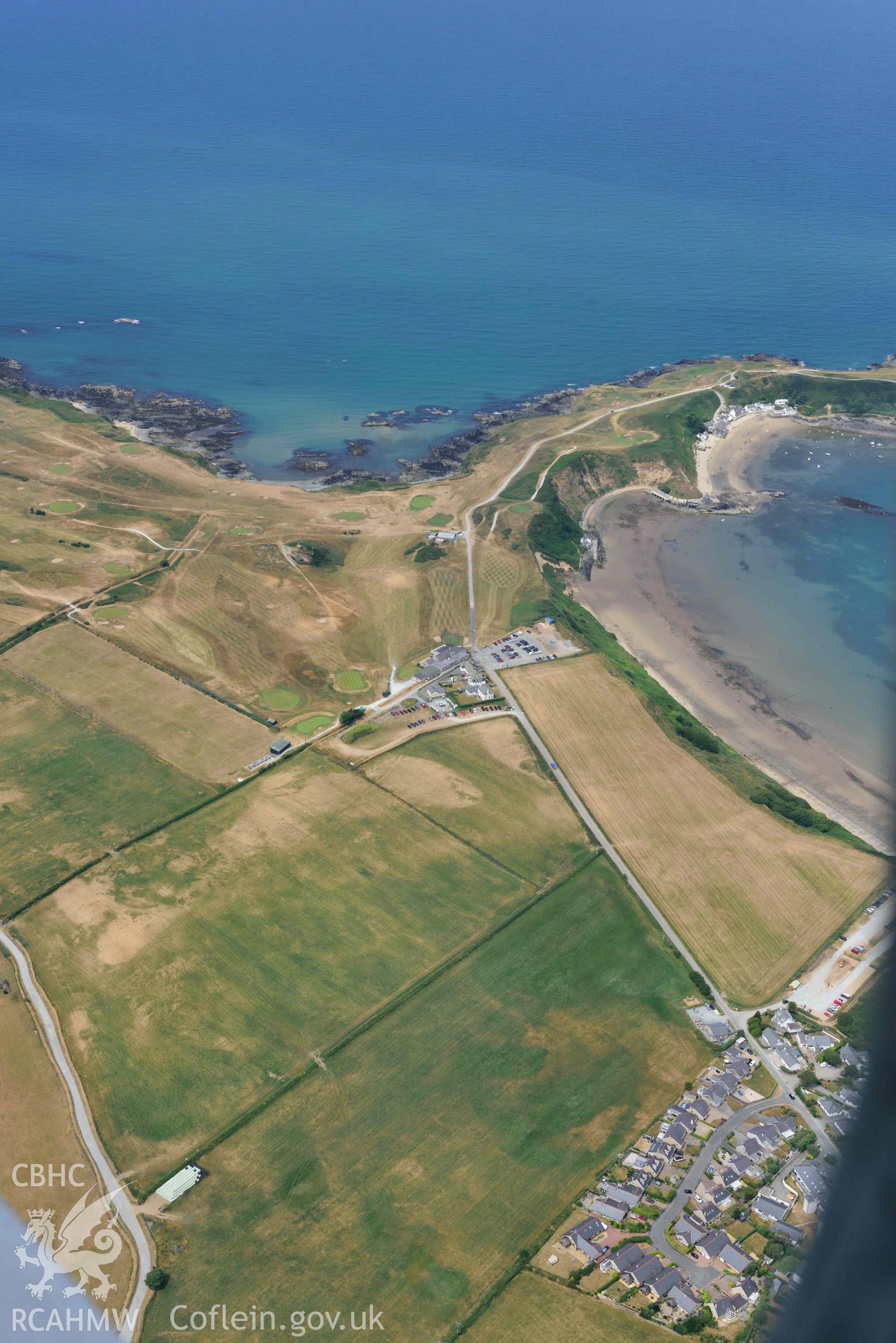 Trwyn Porth Dinllaen. Oblique aerial photograph taken during the Royal Commission’s programme of archaeological aerial reconnaissance by Toby Driver on 10 July 2018.