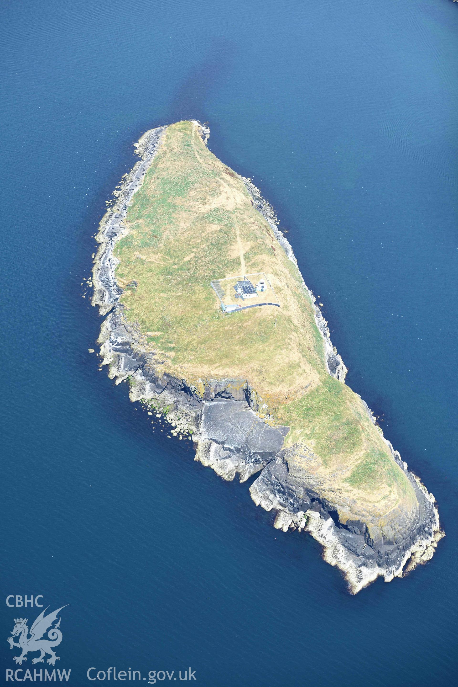 St Tudwals Lighthouse on  St Tudwals Island West. Oblique aerial photograph taken during the Royal Commission’s programme of archaeological aerial reconnaissance by Toby Driver on 10 July 2018.