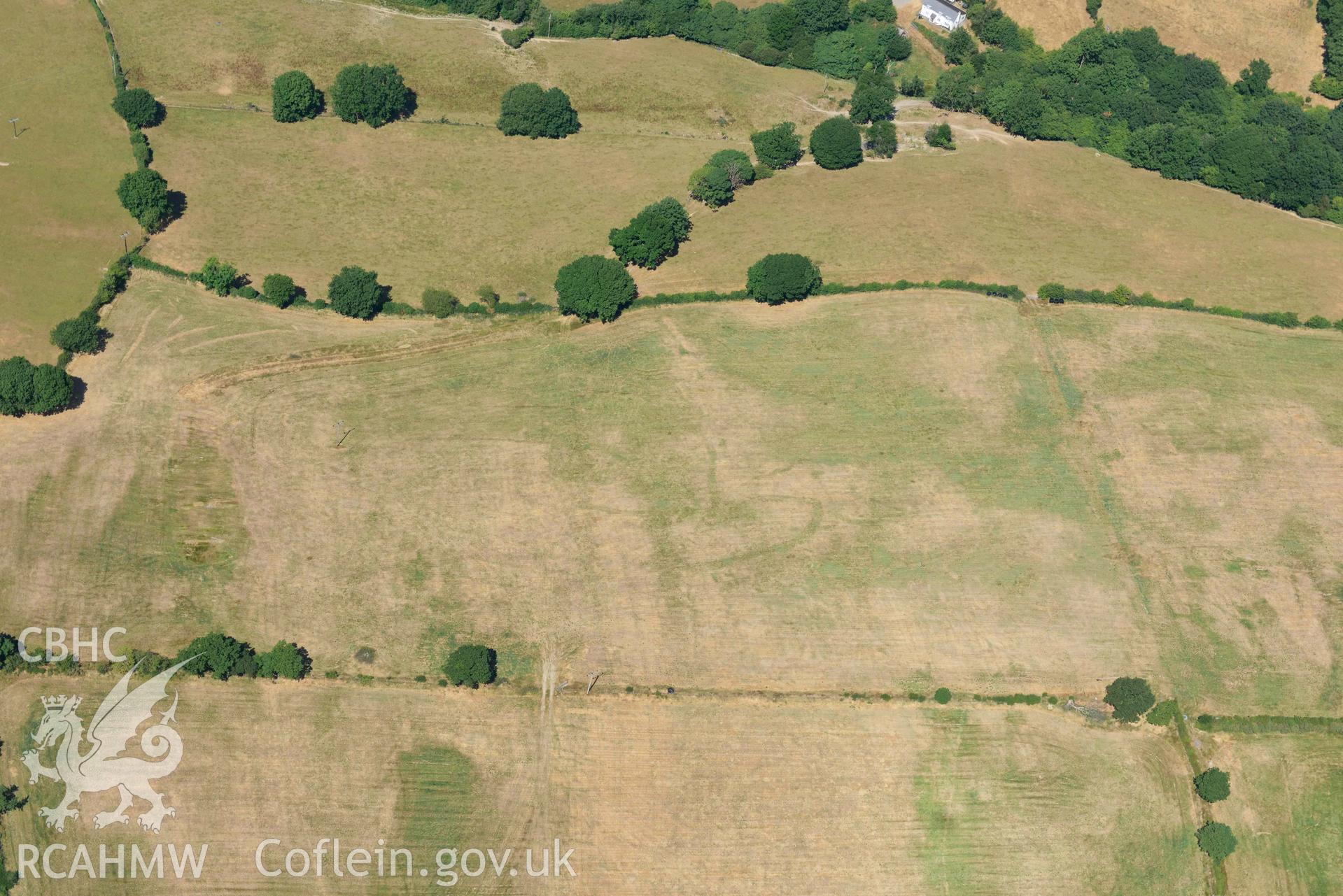 Gellifadog enclosure. Oblique aerial photograph taken during the Royal Commission’s programme of archaeological aerial reconnaissance by Toby Driver on 10 July 2018.