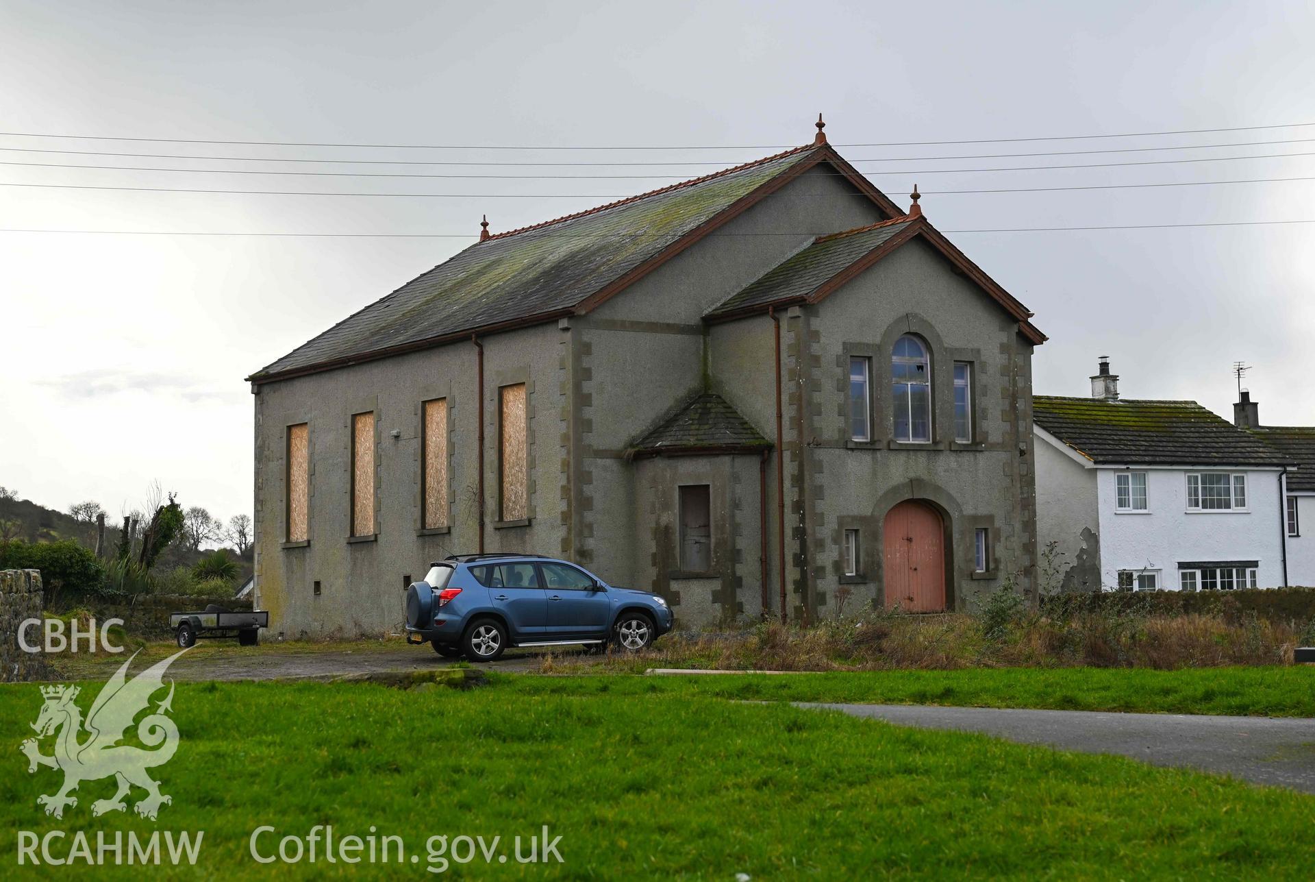 Ebeneser (2) Welsh Independent Chapel - Wide view of the front and side of the chapel, taken from North-East