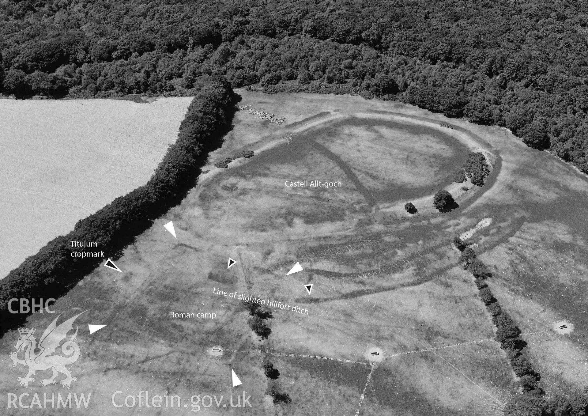 Castell Allt-Goch hillfort, Lampeter. Aerial photograph AP_2018_3238 with labels showing Roman camp in relation to hillfort earthworks