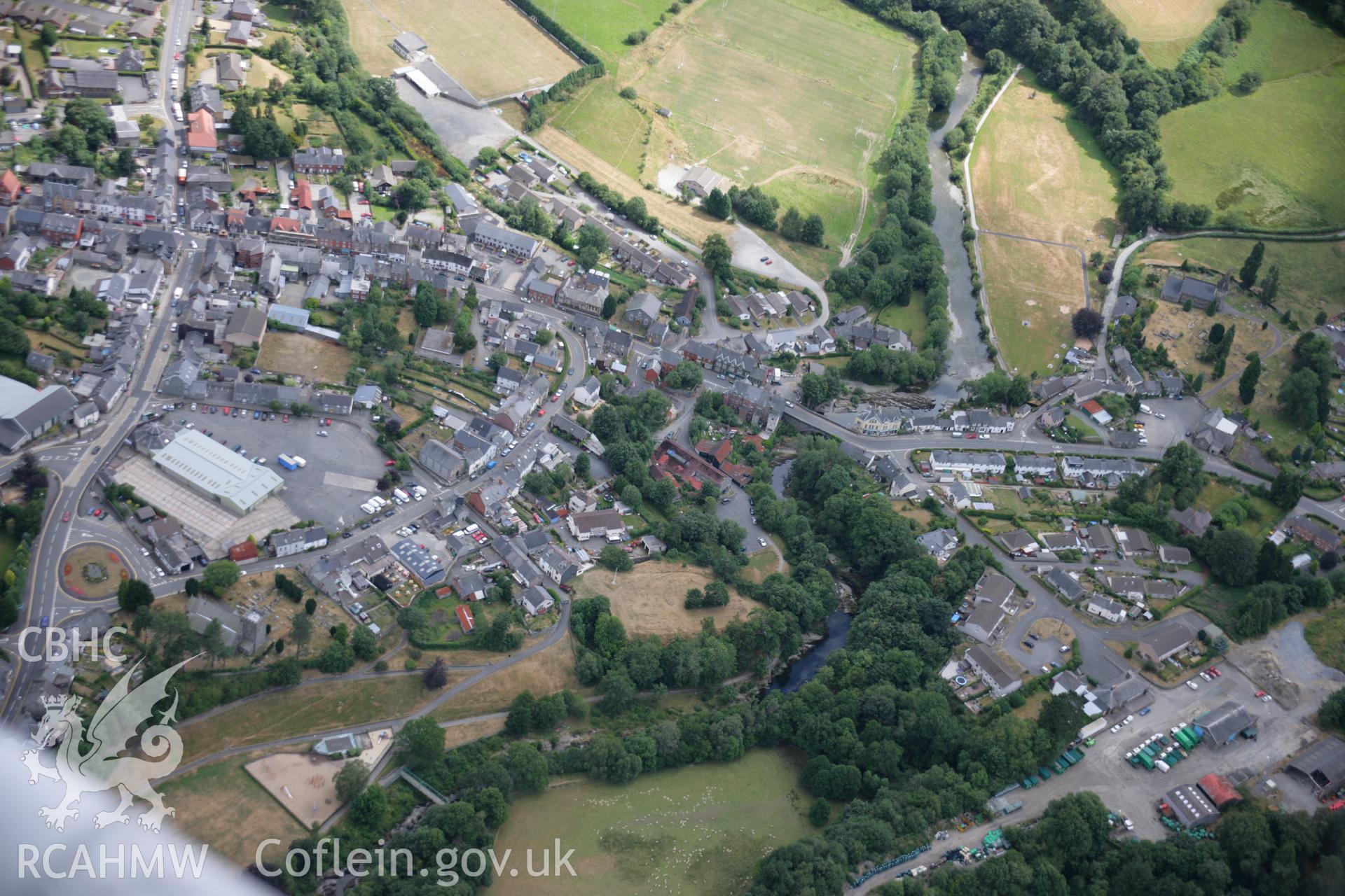 RCAHMW colour oblique aerial photograph of Rhayader Castle. Taken on 27 July 2006 by Toby Driver.