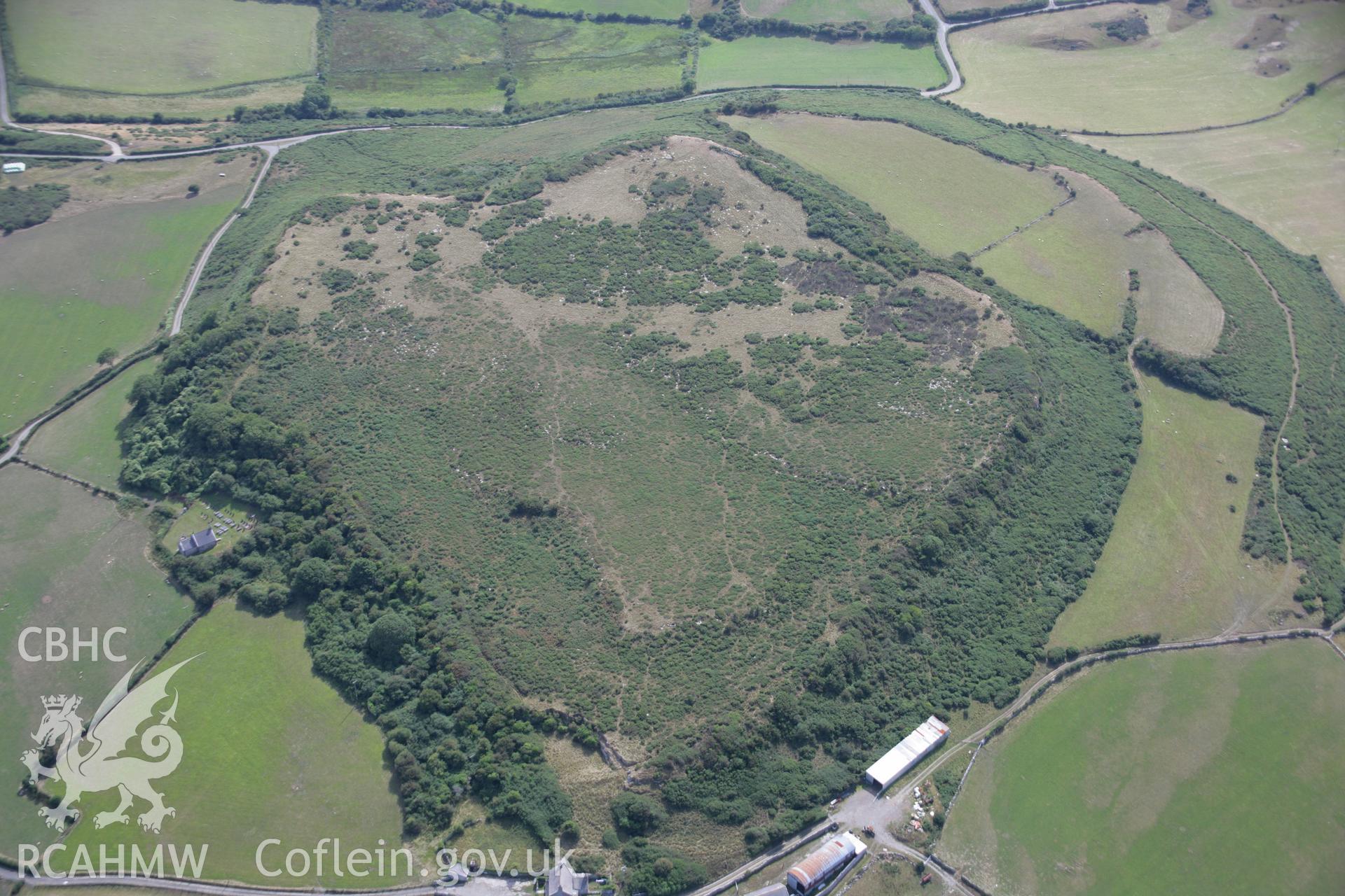 RCAHMW colour oblique aerial photograph of Bwrdd Arthur. Taken on 14 August 2006 by Toby Driver.