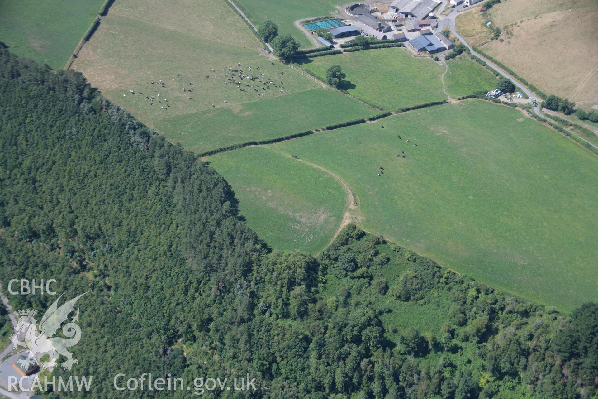 RCAHMW colour oblique aerial photograph of Gilfach Hafel Gaer. Taken on 17 July 2006 by Toby Driver.