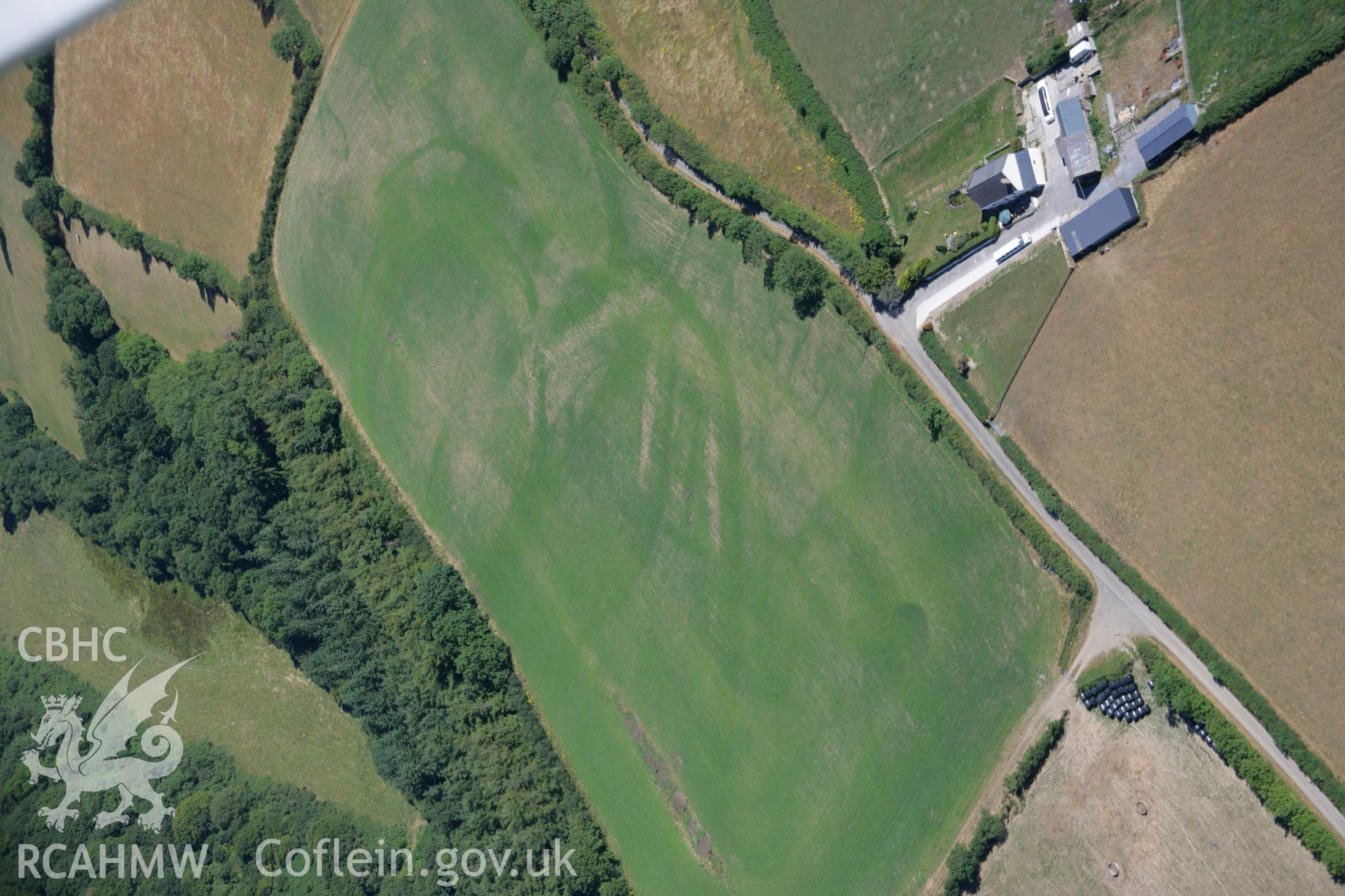 RCAHMW colour oblique aerial photograph of Gelli Diogyn Hillfort. Taken on 24 July 2006 by Toby Driver.