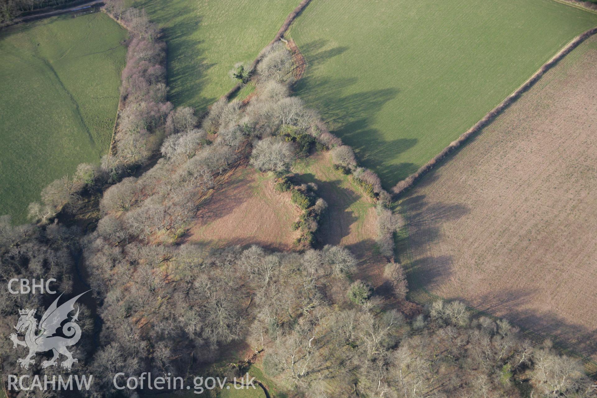 RCAHMW colour oblique aerial photograph of Stembridge Camp from the south-east. Taken on 26 January 2006 by Toby Driver.