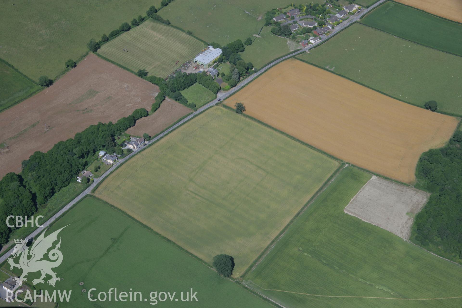 RCAHMW colour oblique aerial photograph of Walton Green Cursus. Taken on 13 July 2006 by Toby Driver.