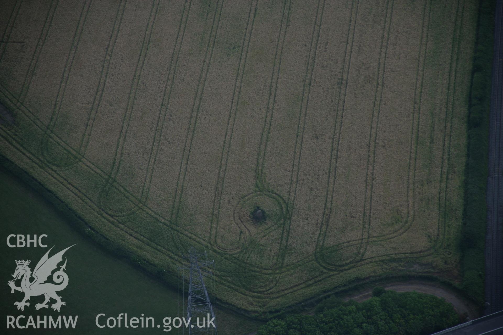 RCAHMW colour oblique photograph of Standing stone. Taken by Toby Driver on 29/06/2006.