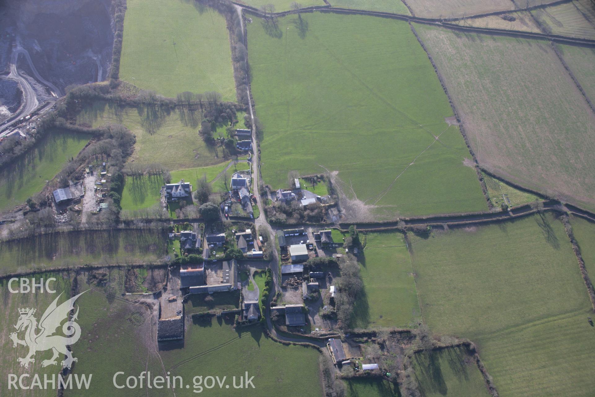 RCAHMW colour oblique aerial photograph of Carew Newton Shrunken Village from the north. Taken on 11 January 2006 by Toby Driver.