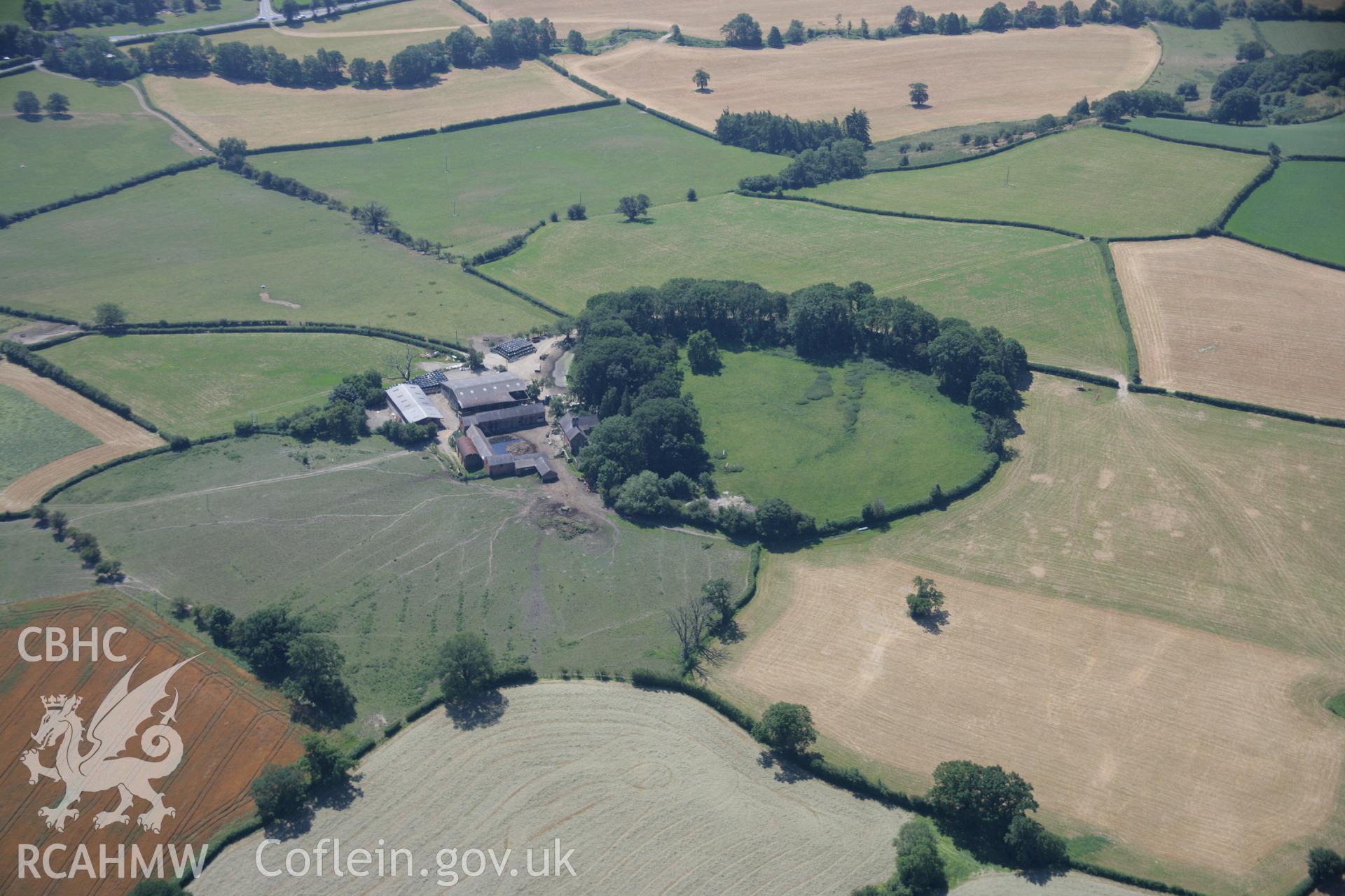 RCAHMW colour oblique aerial photograph of Great Cloddiau Enclosure. Taken on 17 July 2006 by Toby Driver.