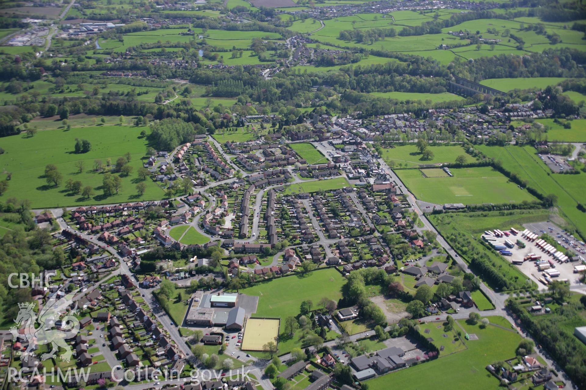 RCAHMW digital colour oblique photograph of Chirk from the north. Taken on 05/05/2006 by T.G. Driver.