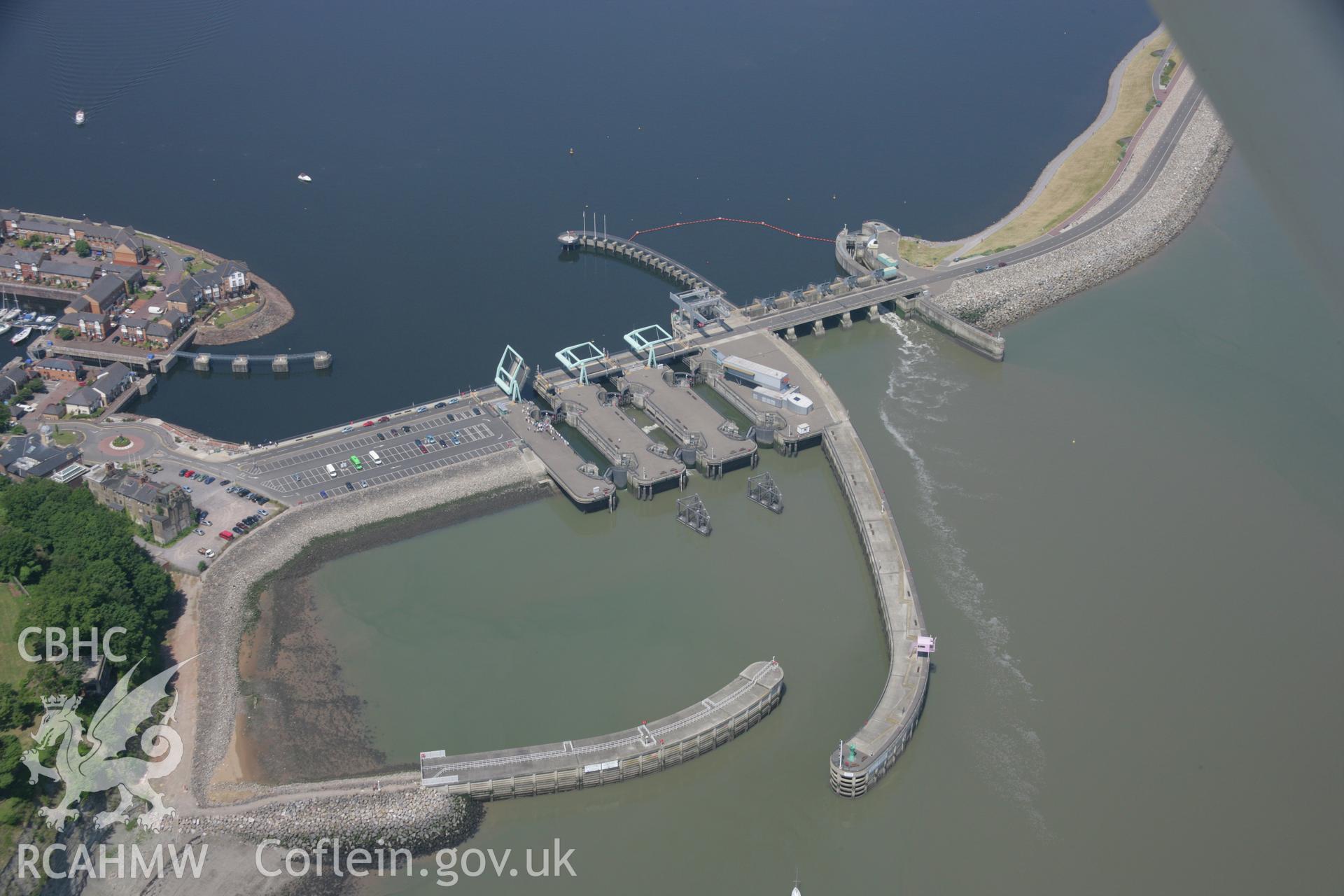 RCAHMW colour oblique photograph of Cardiff Barrage. Taken by Toby Driver on 29/06/2006.