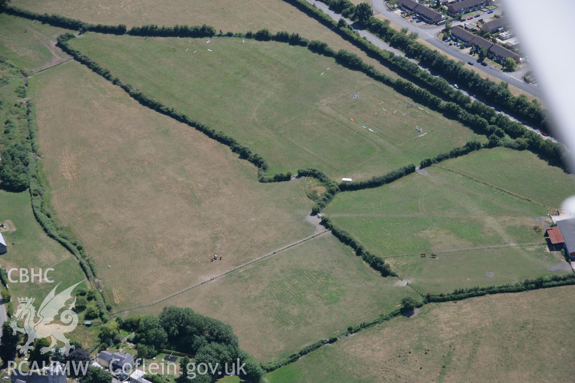 RCAHMW colour oblique aerial photograph of Bedford Castle. Taken on 24 July 2006 by Toby Driver.