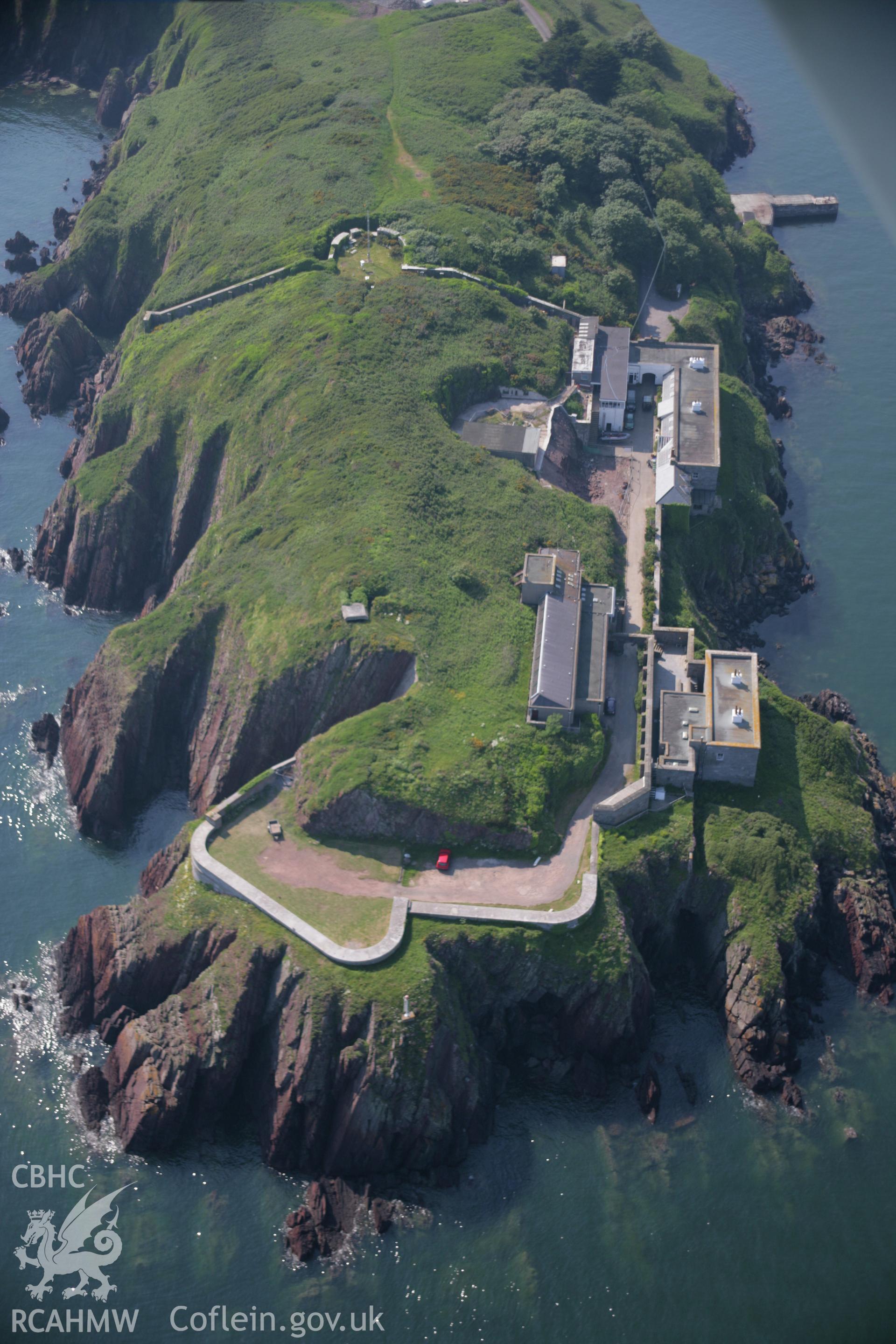 RCAHMW colour oblique aerial photograph of Dale Point Fort from the east. Taken on 08 June 2006 by Toby Driver.