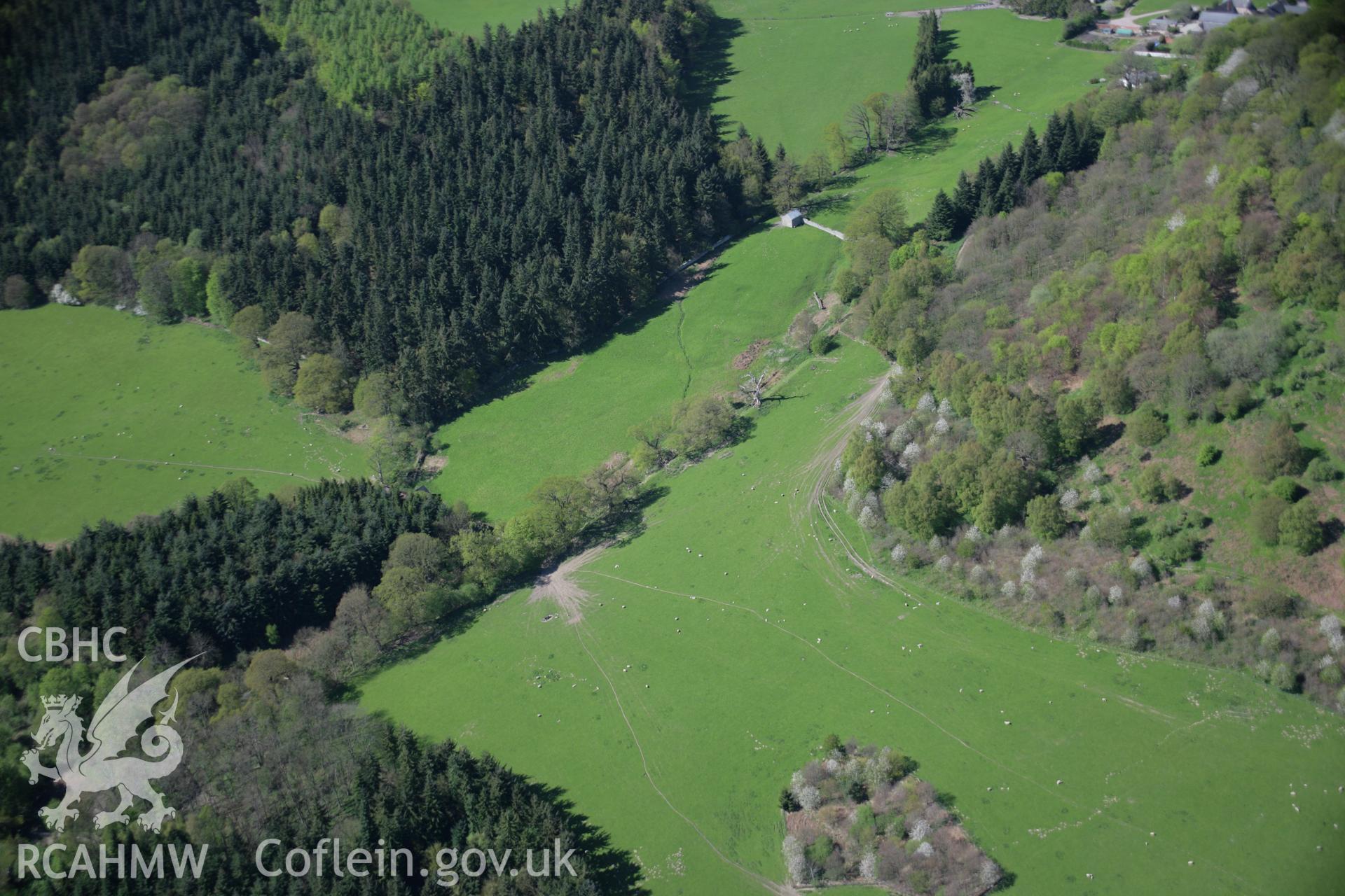 RCAHMW digital colour oblique photograph of the Chirk Castle section of Offa's Dyke extending north-east from Castle Mill viewed from the south-east. Taken on 05/05/2006 by T.G. Driver.