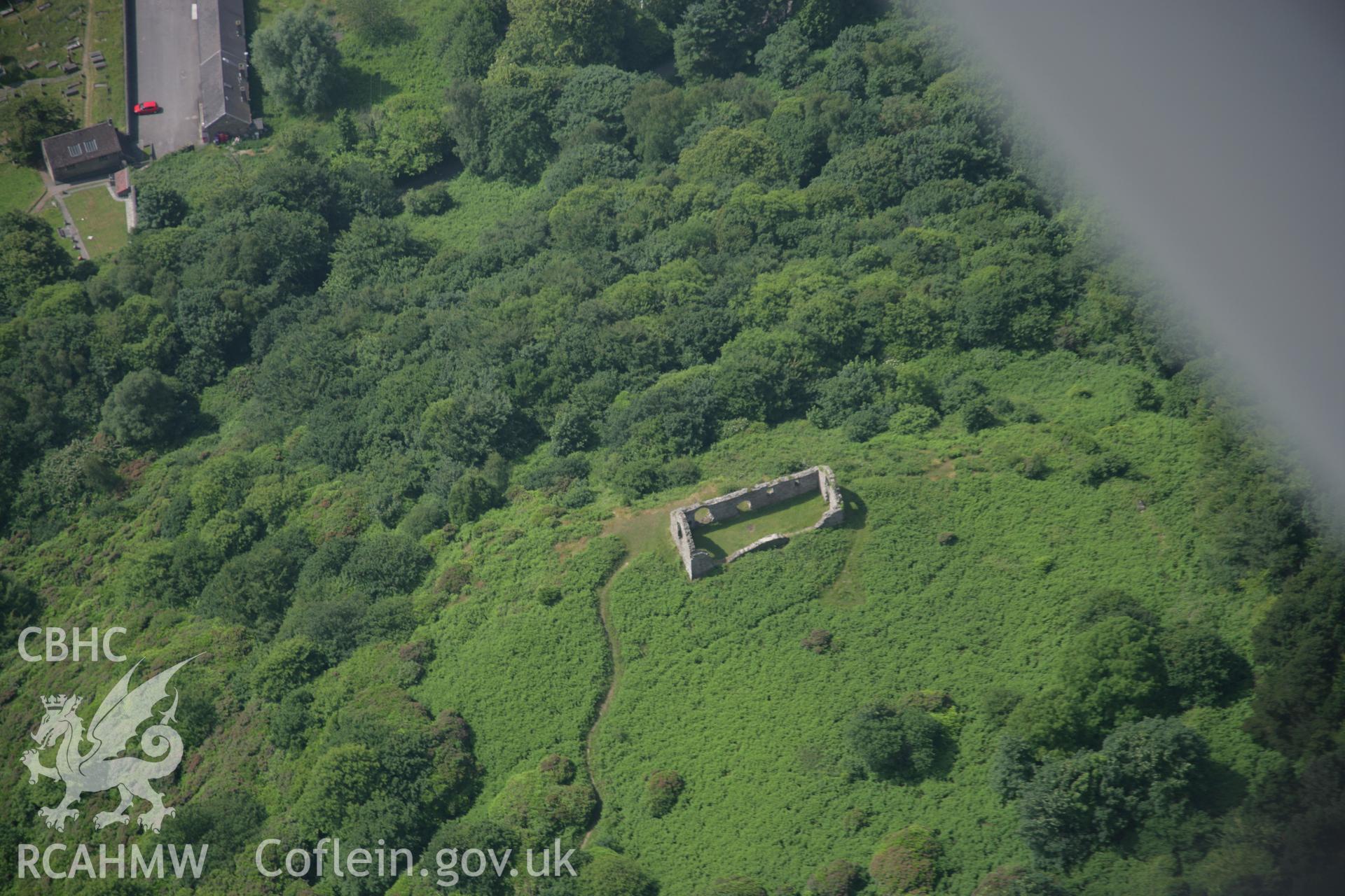 RCAHMW colour oblique photograph of Hen Eglwys. Taken by Toby Driver on 29/06/2006.