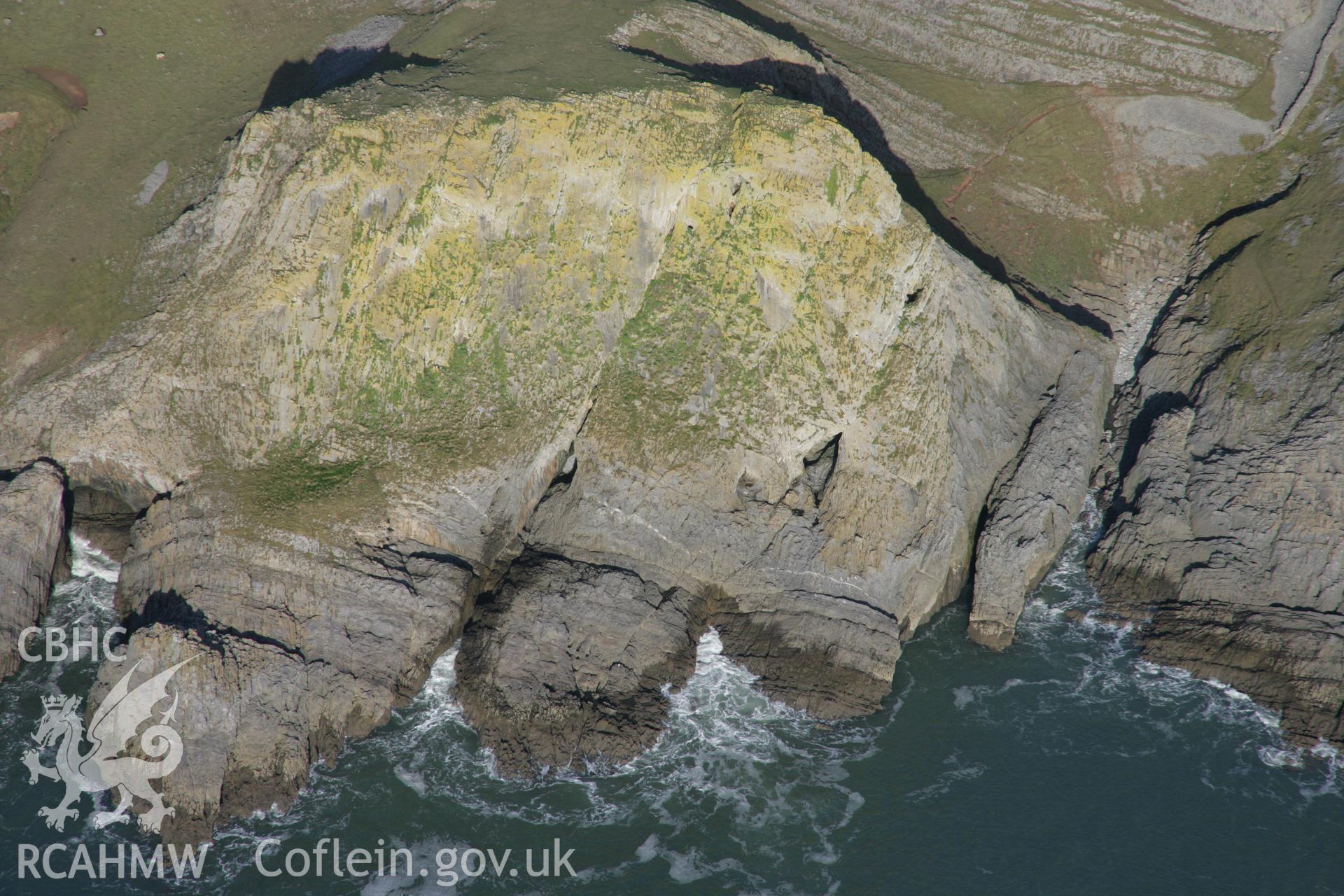 RCAHMW colour oblique aerial photograph of Goat's Hole Cave, Paviland from the south-west. Taken on 26 January 2006 by Toby Driver.