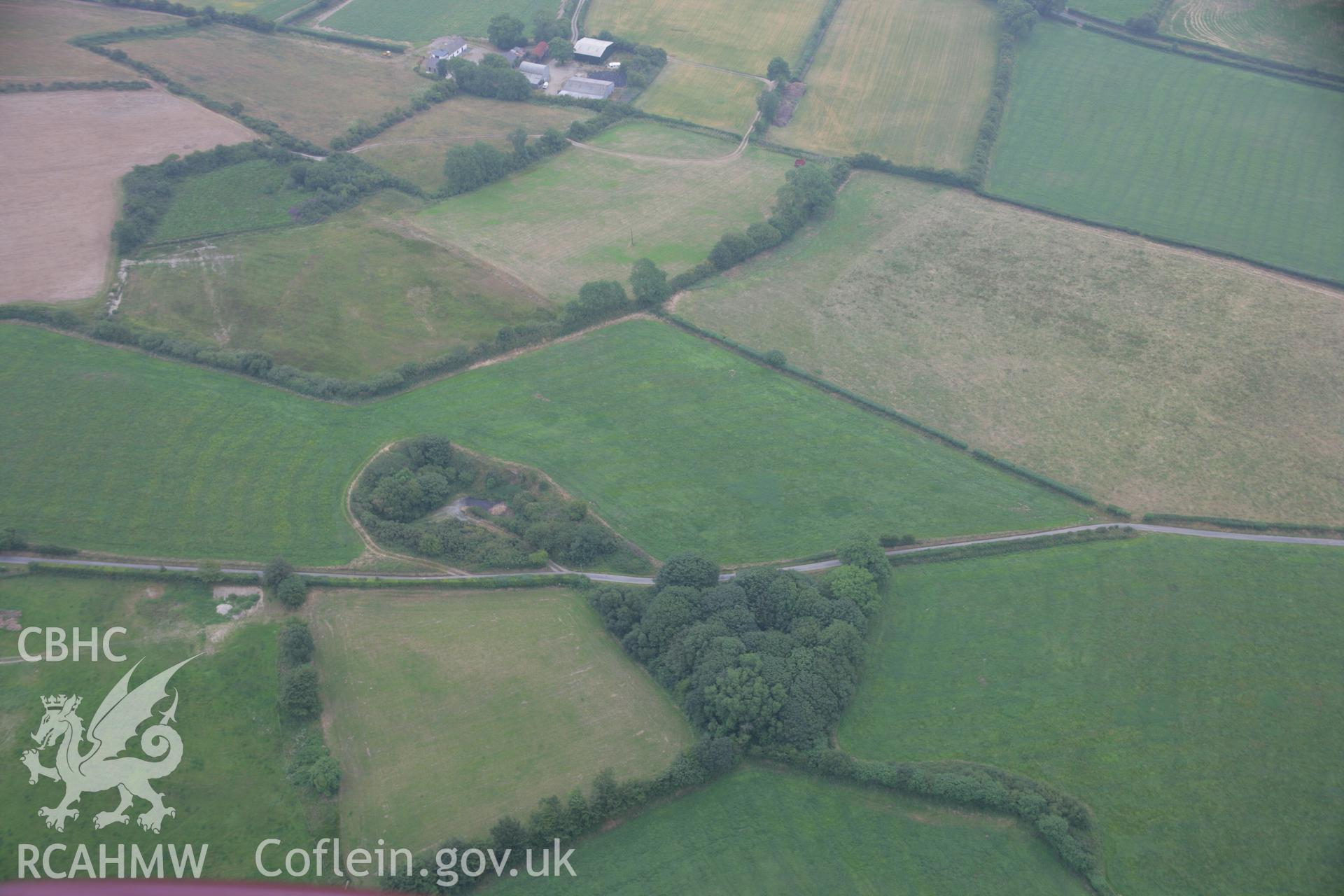 RCAHMW colour oblique aerial photograph of Gaer Fach, Cribyn. Taken on 21 July 2006 by Toby Driver.