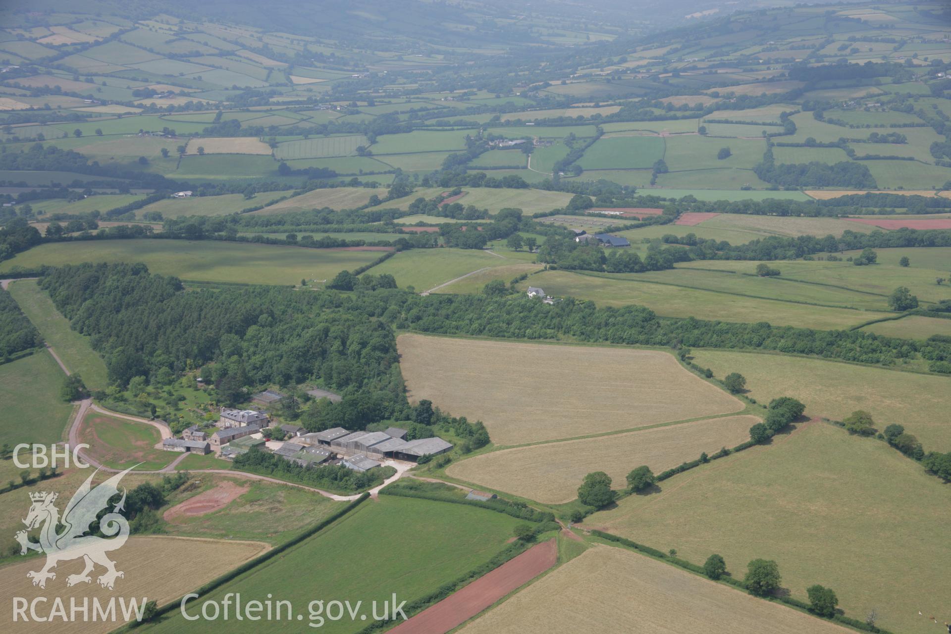 RCAHMW colour oblique photograph of Campston Hill battle site, near Llangattock Lingoed. Taken by Toby Driver on 29/06/2006.