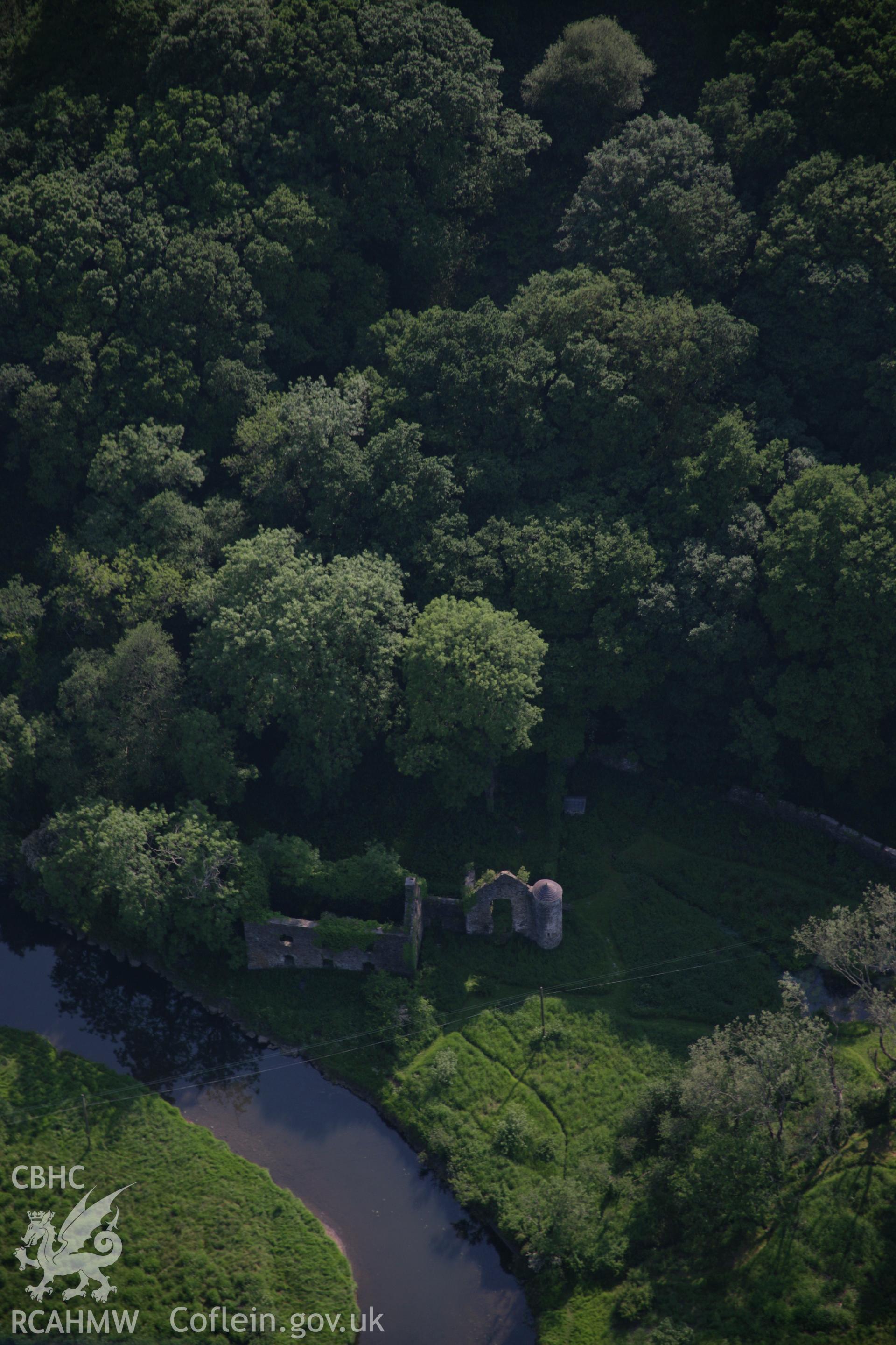 RCAHMW colour oblique aerial photograph of Cresswell Castle Mansion Ruins from the east. Taken on 08 June 2006 by Toby Driver.