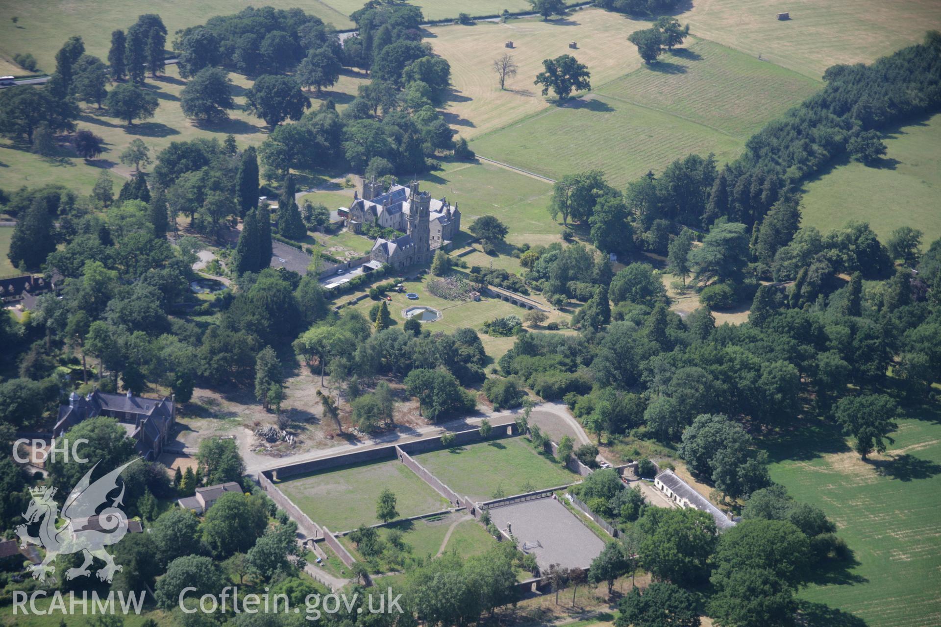 RCAHMW colour oblique aerial photograph of Leighton Estate, near Welshpool. Taken on 17 July 2006 by Toby Driver.