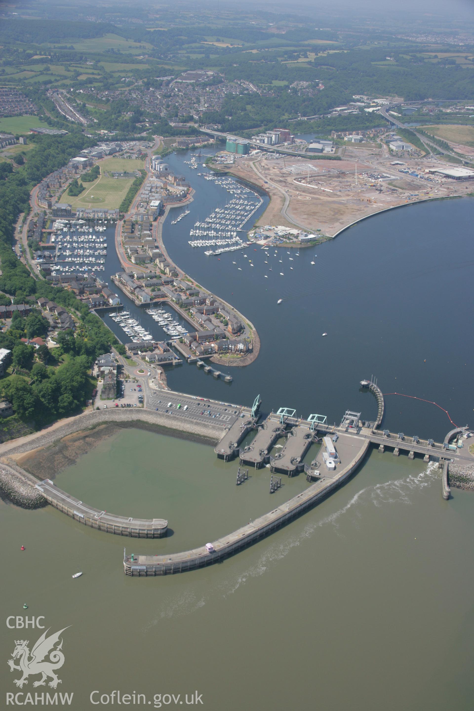 RCAHMW colour oblique photograph of Cardiff Barrage. Taken by Toby Driver on 29/06/2006.