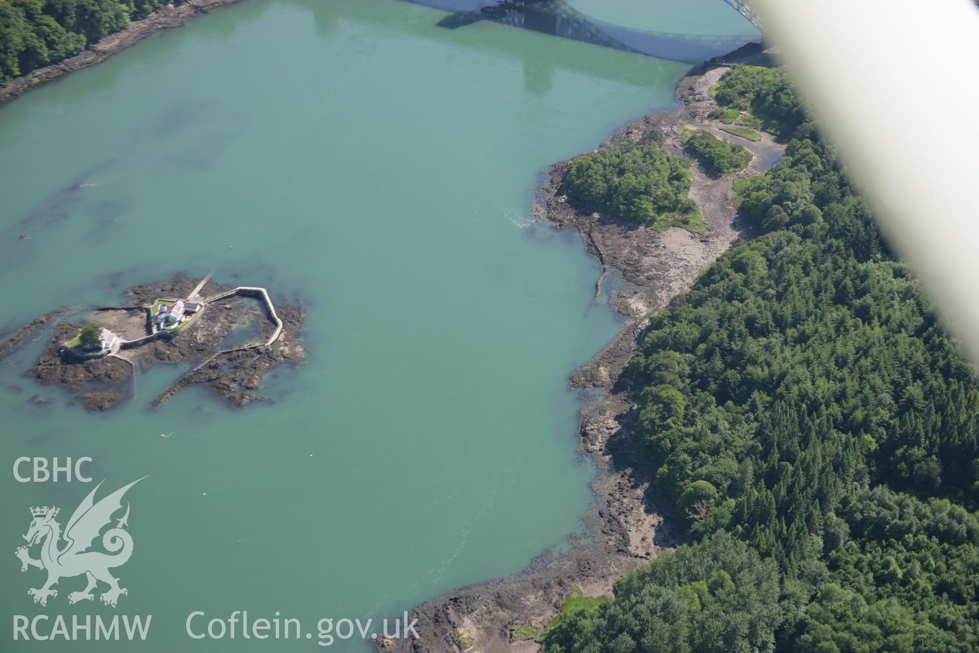 RCAHMW colour oblique aerial photograph of Ynys Gorad Goch Fish Curery, near Bangor. Taken on 14 June 2006 by Toby Driver