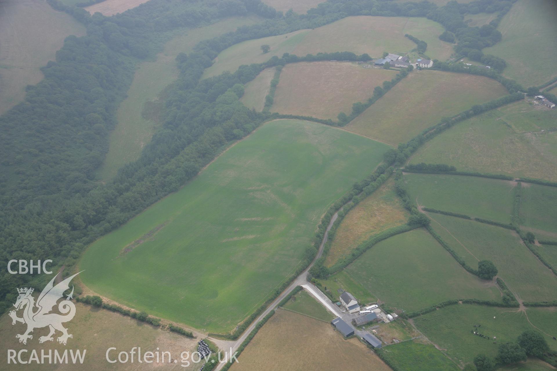 RCAHMW colour oblique aerial photograph of Gelli Diogyn Hillfort. Taken on 21 July 2006 by Toby Driver.