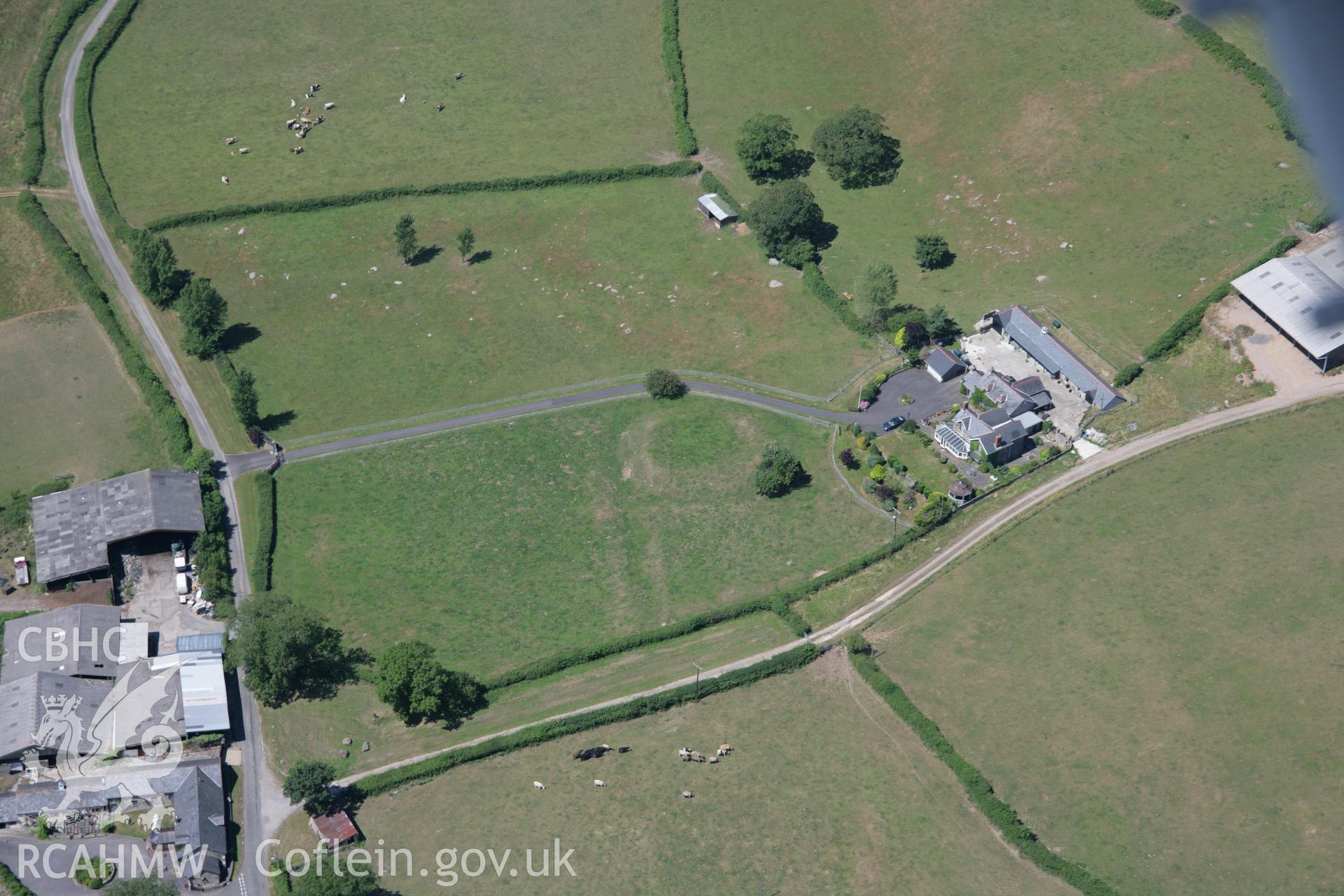 RCAHMW colour oblique aerial photograph of Gelli Garn Castle. Taken on 24 July 2006 by Toby Driver.