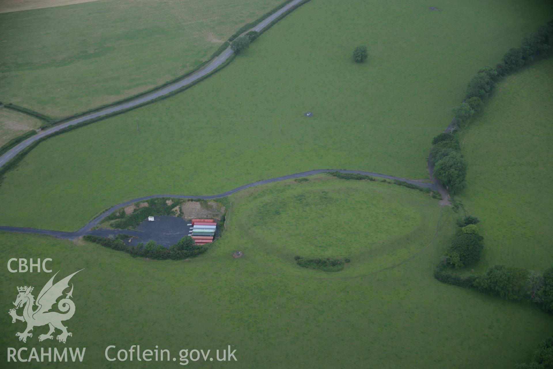 RCAHMW colour oblique aerial photograph of Faenor Gaer, Llawhaden, from the south. Taken on 15 June 2006 by Toby Driver.