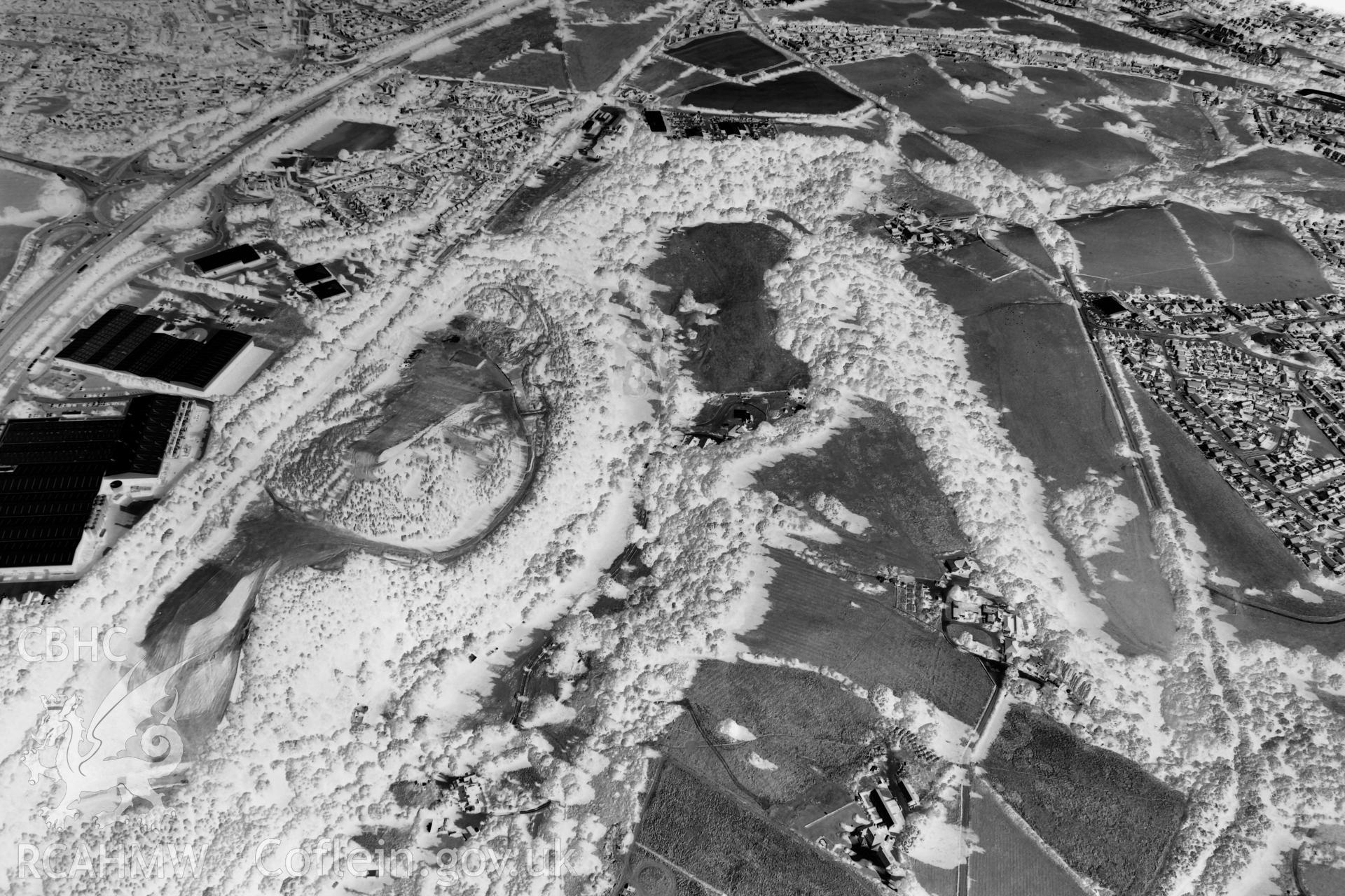 Digital black and white photograph showing Bryn Alyn Hillfort and the surrounding area.