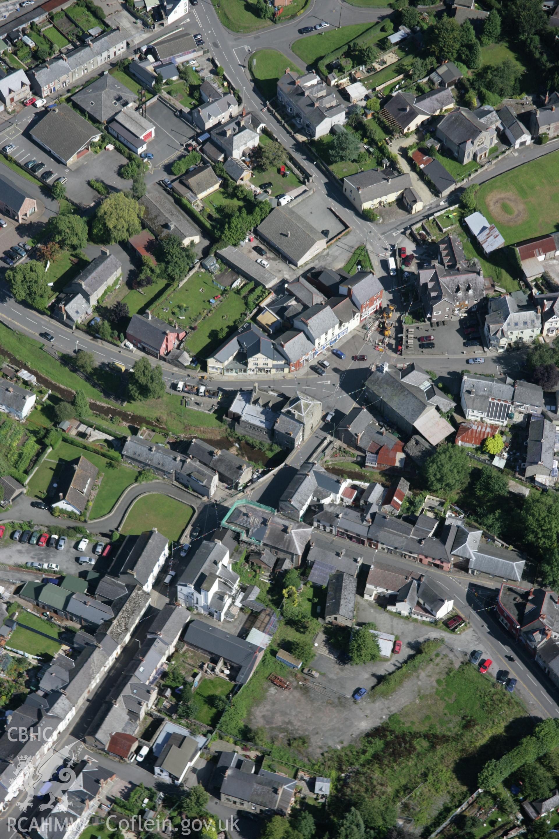 RCAHMW digital colour oblique photograph of Talgarth viewed from the south. Taken on 02/09/2005 by T.G. Driver.