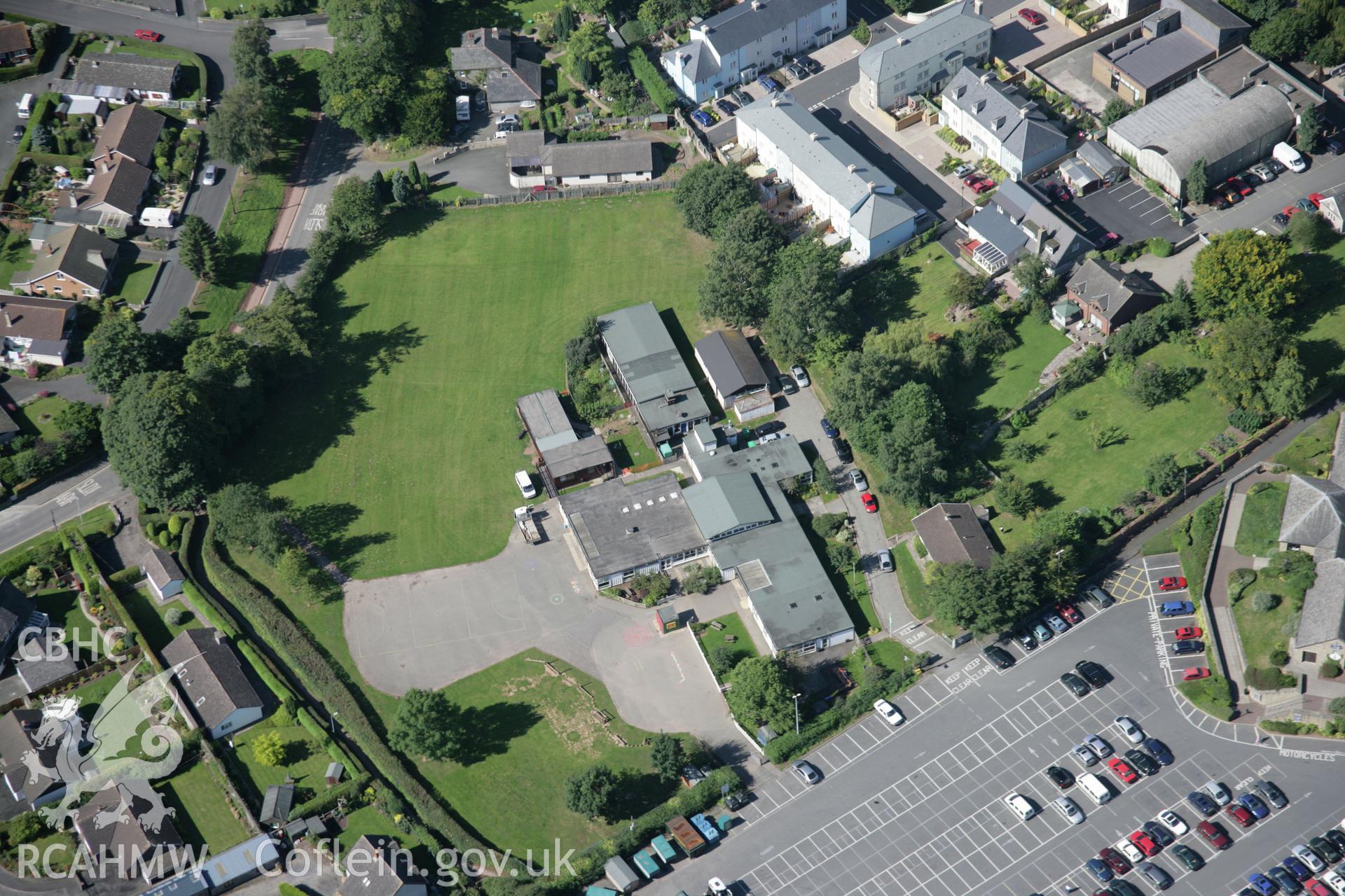 RCAHMW digital colour oblique photograph of Hay on Wye viewed from the east. Taken on 02/09/2005 by T.G. Driver.