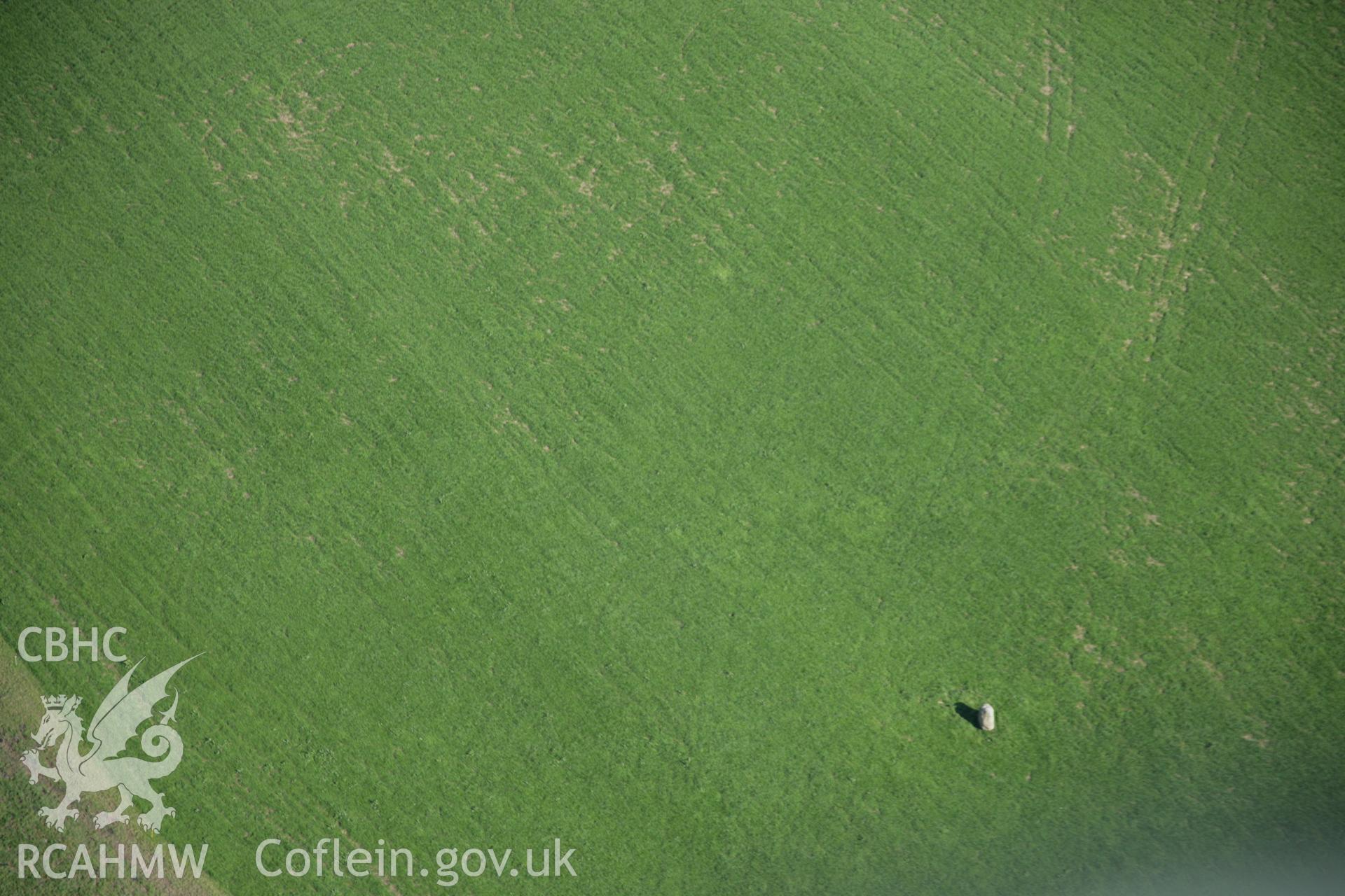 RCAHMW colour oblique aerial photograph of Meini Hirion, Cae Garreg Fawr Pen-lan-uchaf, Kidwelly. Taken on 09 June 2005 by Toby Driver