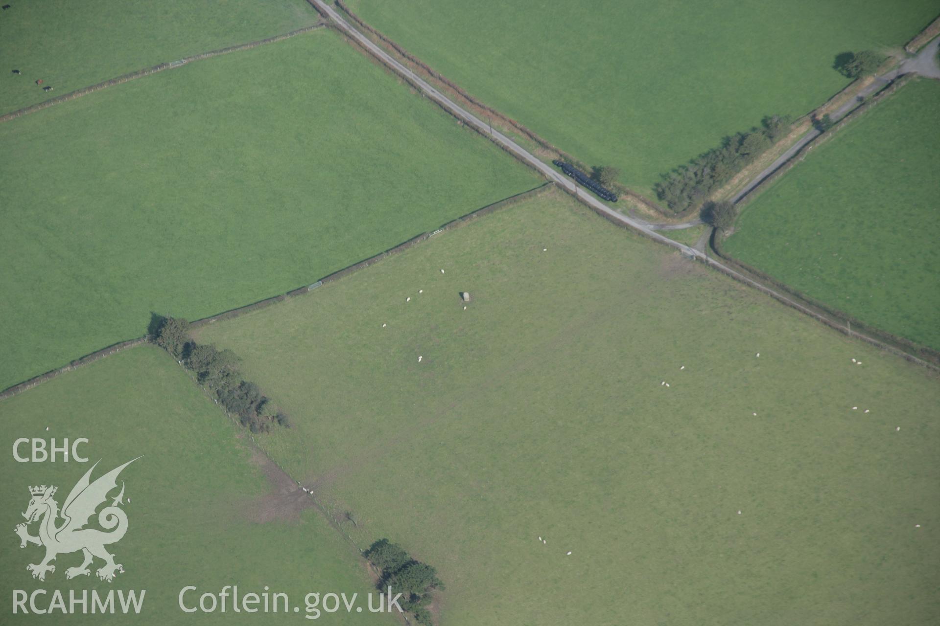 RCAHMW colour oblique aerial photograph of Maen Llwyd, Standing Stone, Commins Coch, viewed from the south-west. Taken on 17 October 2005 by Toby Driver