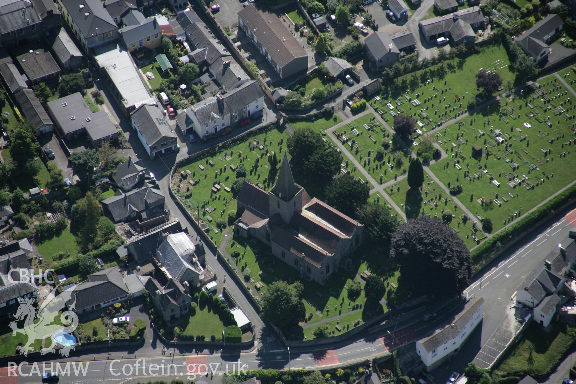 RCAHMW digital colour oblique photograph of St. Edmund's Church, Crickhowell viewed from the north-west. Taken on 02/09/2005 by T.G. Driver.