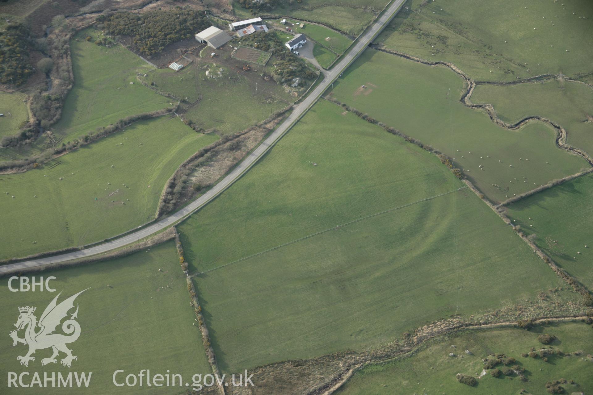 RCAHMW digital colour oblique photograph of Yr Werthyr Hillfort. Taken on 20/03/2005 by T.G. Driver.