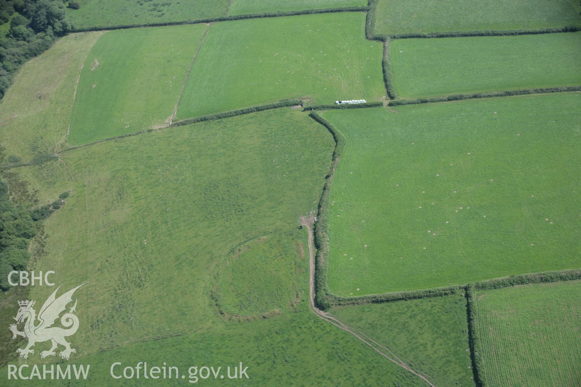 RCAHMW colour oblique aerial photograph of Ford Camp. A view from the west in flat light. Taken on 11 July 2005 by Toby Driver