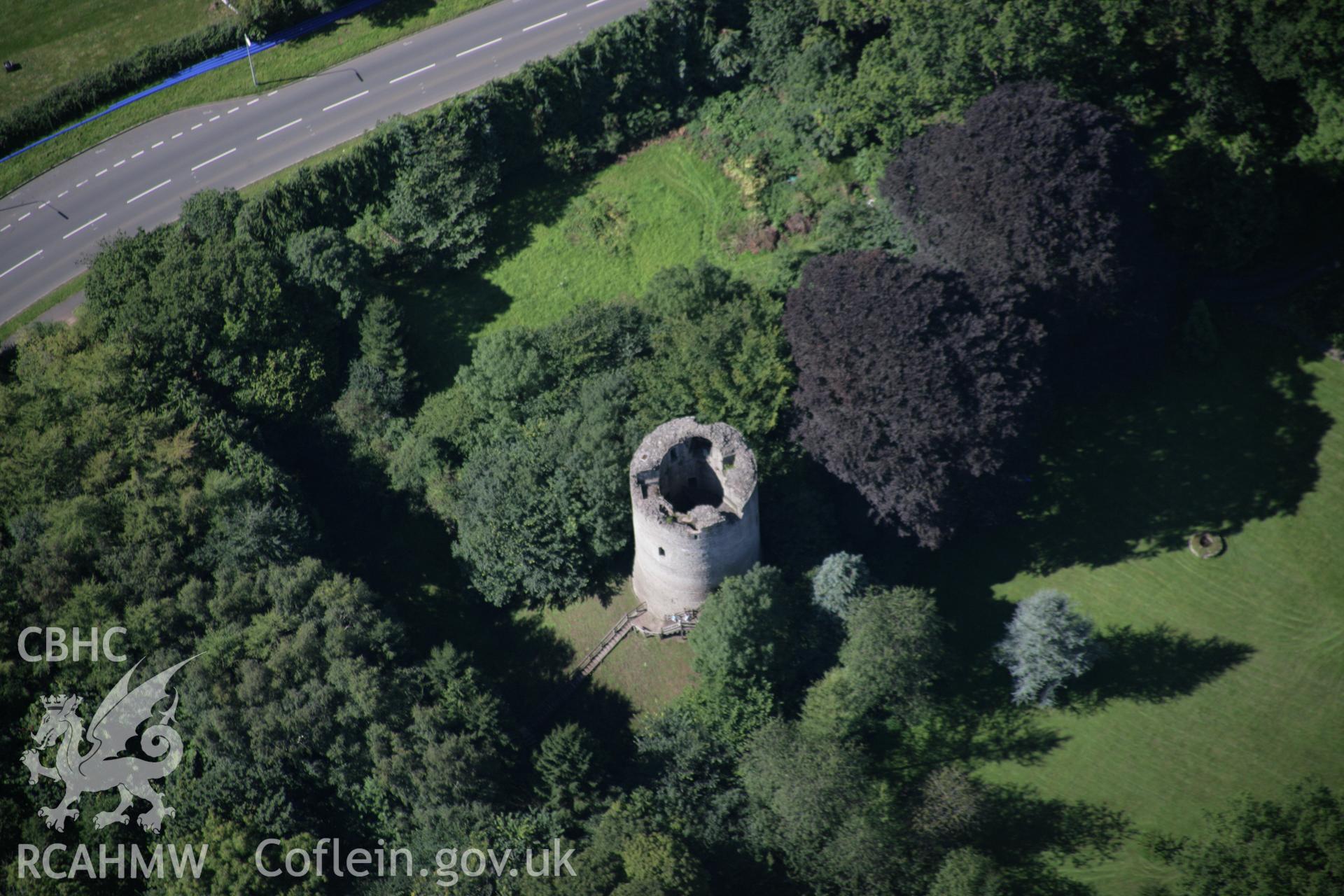 RCAHMW digital colour oblique photograph of Bronllys Castle viewed from the east. Taken on 02/09/2005 by T.G. Driver.