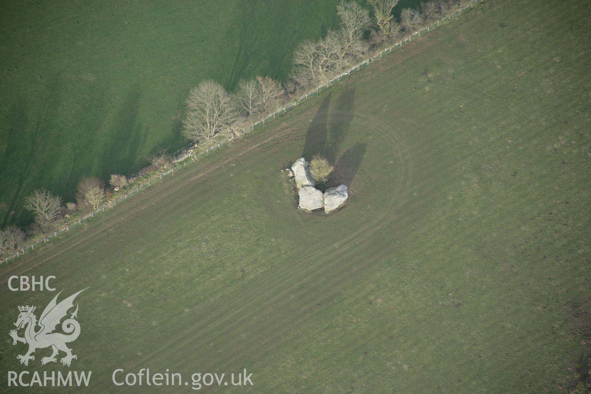 RCAHMW digital colour oblique photograph of Hen Blas Burial Chamber. Taken on 20/03/2005 by T.G. Driver.