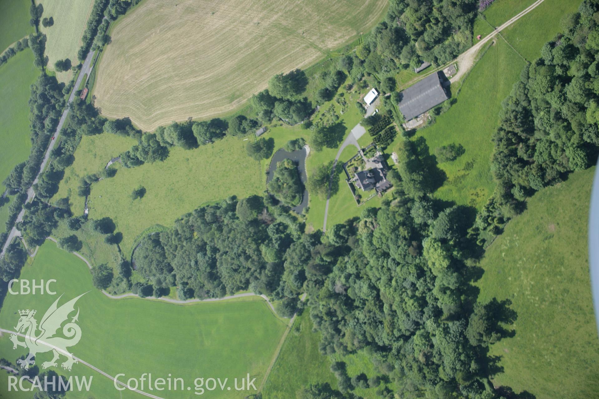 RCAHMW digital colour oblique photograph of Plas Newydd viewed from the east. Taken on 08/06/2005 by T.G. Driver.