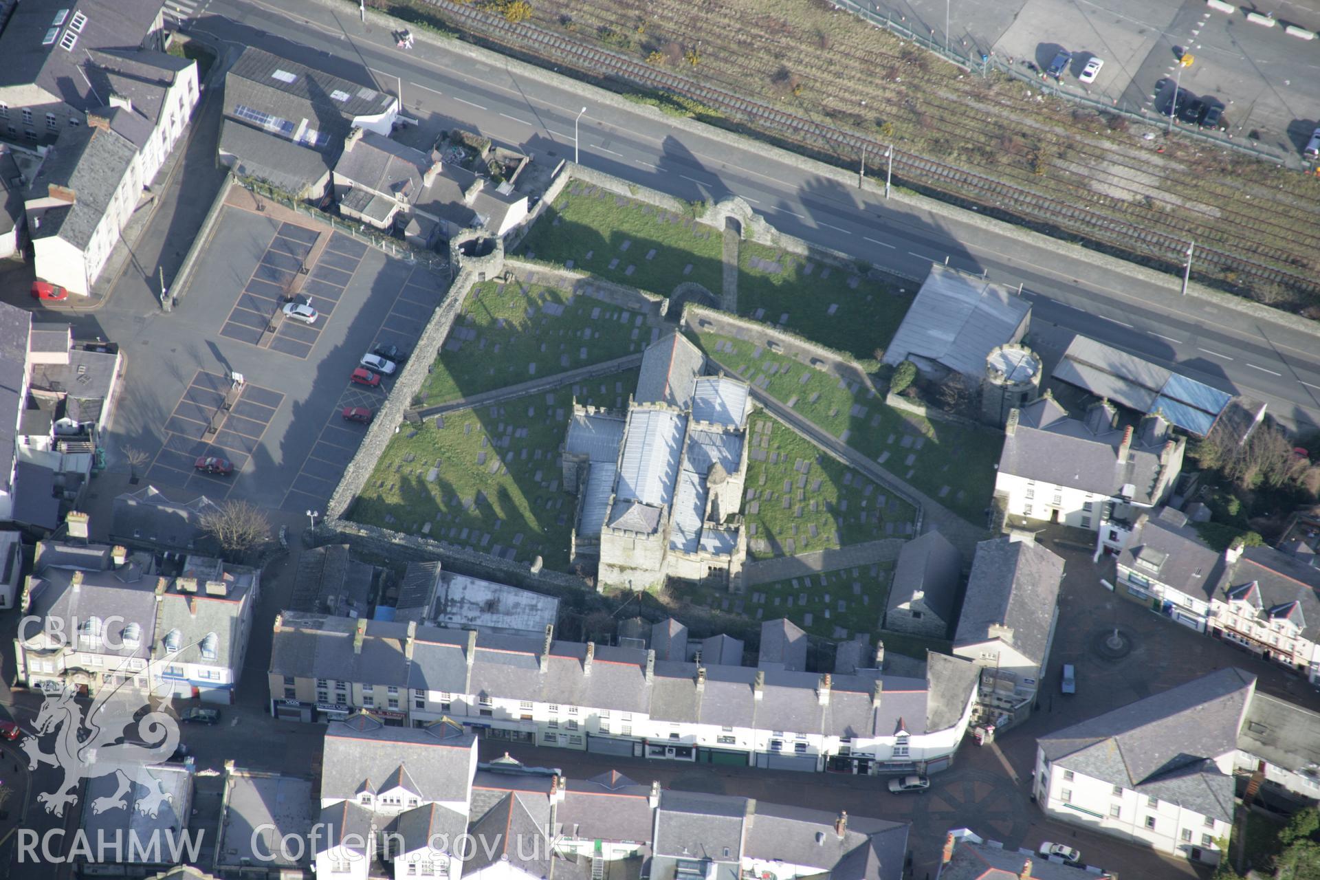 RCAHMW digital colour oblique photograph of Caer Gybi Roman Fort. Taken on 20/03/2005 by T.G. Driver.