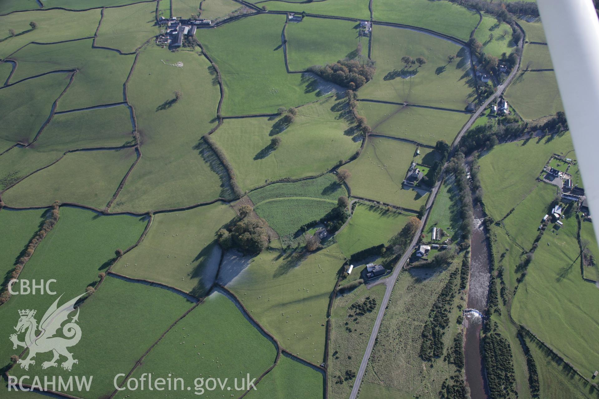 RCAHMW colour oblique photograph of Castell Meurig, wide view looking south-east. Taken by Toby Driver on 17/11/2005.