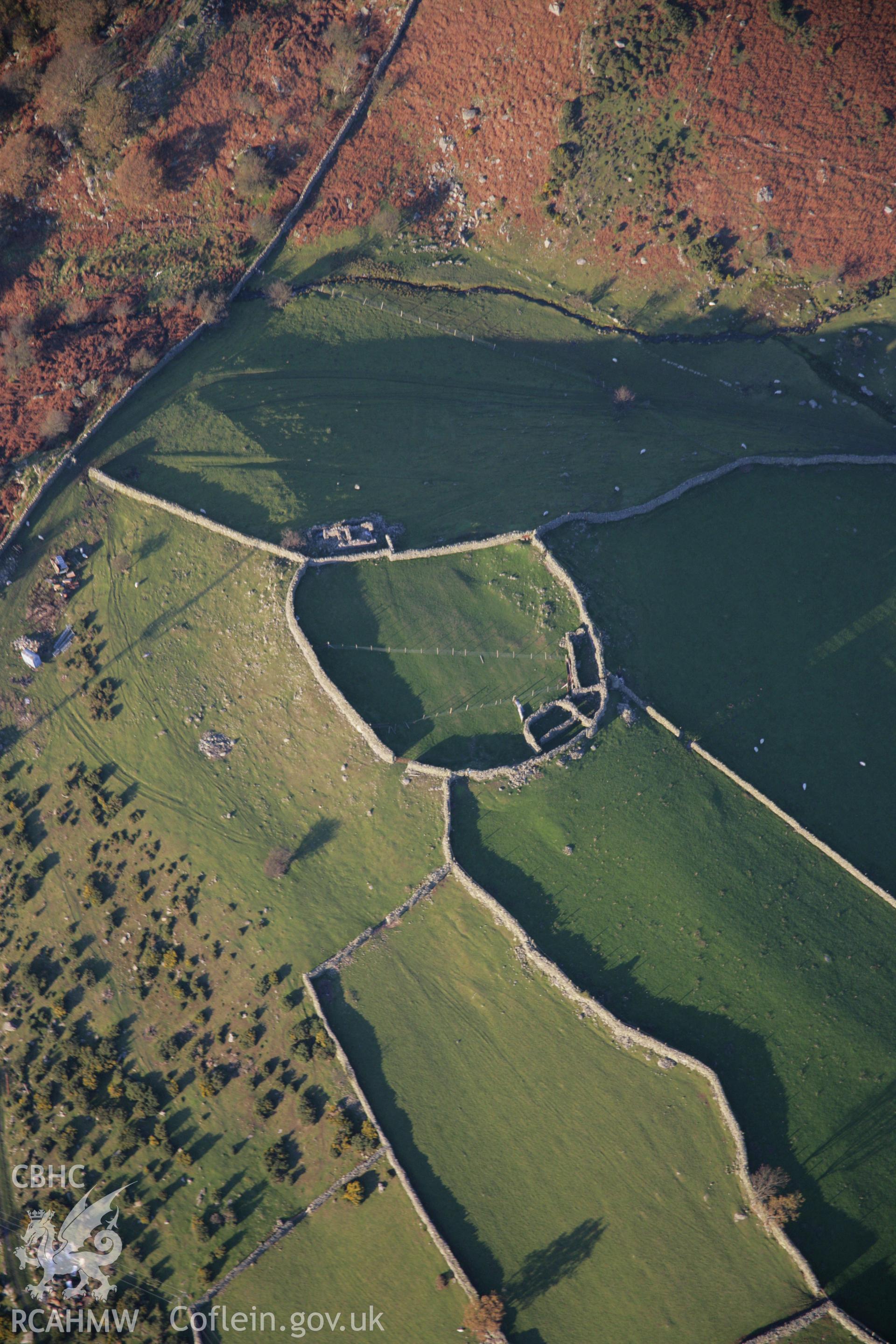 RCAHMW colour oblique aerial photograph of Pen-y-Gaer Hillfort, Cilfodan, Bethesda, viewed from the south-east. Taken on 21 November 2005 by Toby Driver