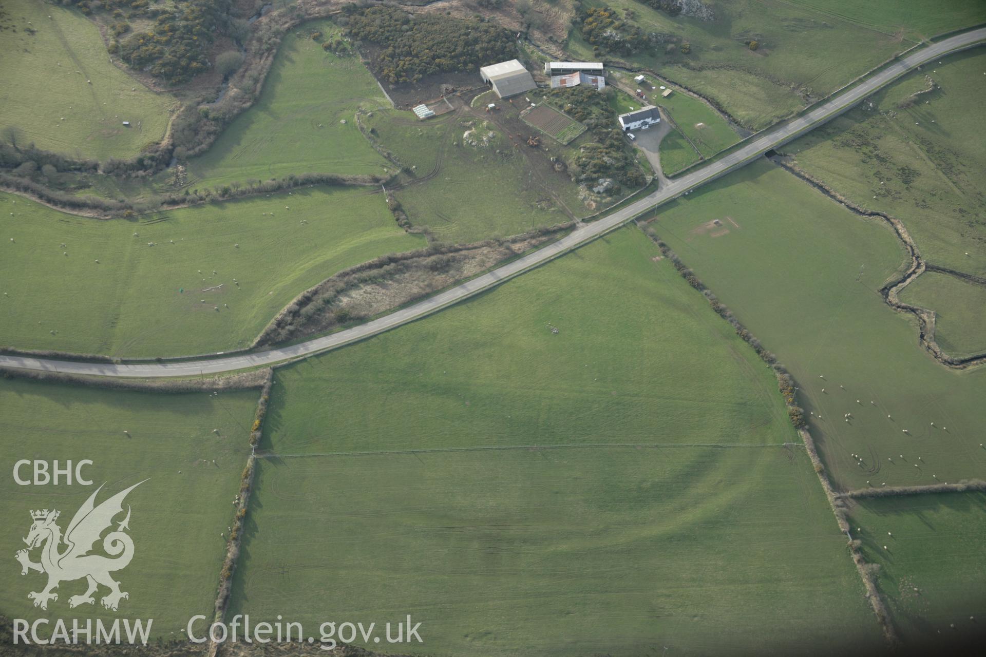 RCAHMW digital colour oblique photograph of Yr Werthyr Hillfort. Taken on 20/03/2005 by T.G. Driver.