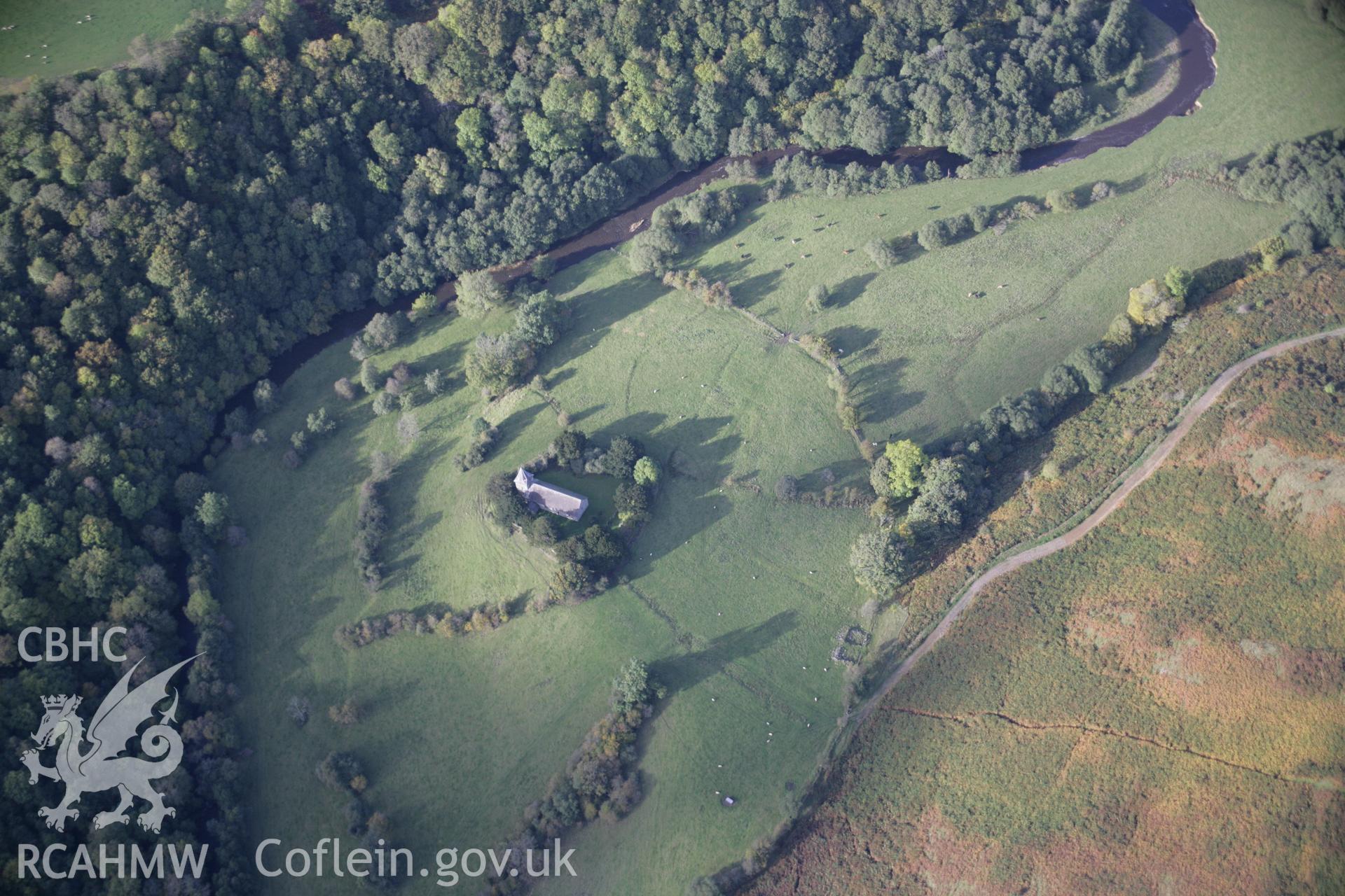 RCAHMW colour oblique aerial photograph of Medieval Settlement, Cefnllys, viewed from the south-east. Taken on 13 October 2005 by Toby Driver