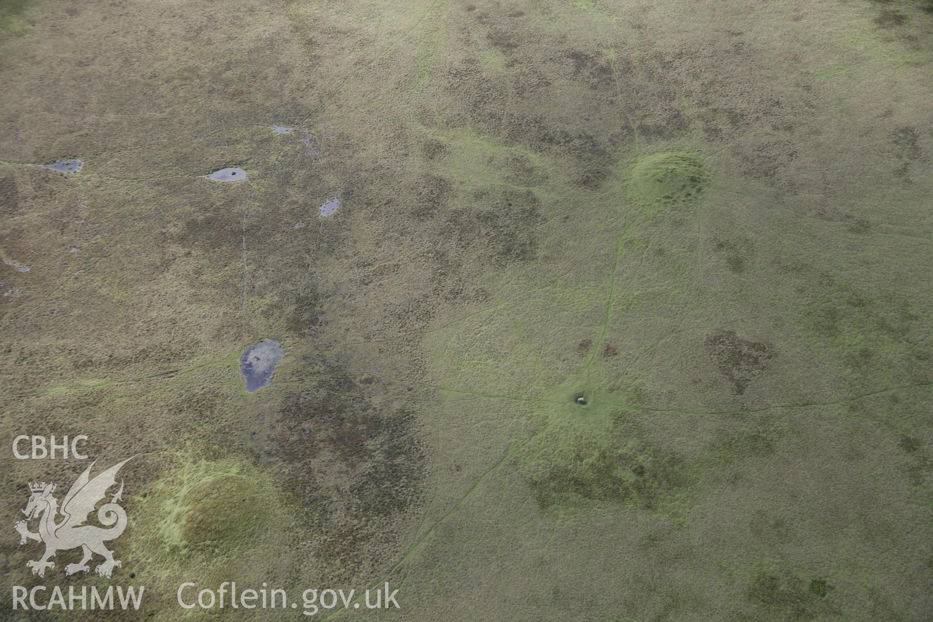 RCAHMW colour oblique aerial photograph of Aberedw Hill, Barrow V. Taken on 13 October 2005 by Toby Driver