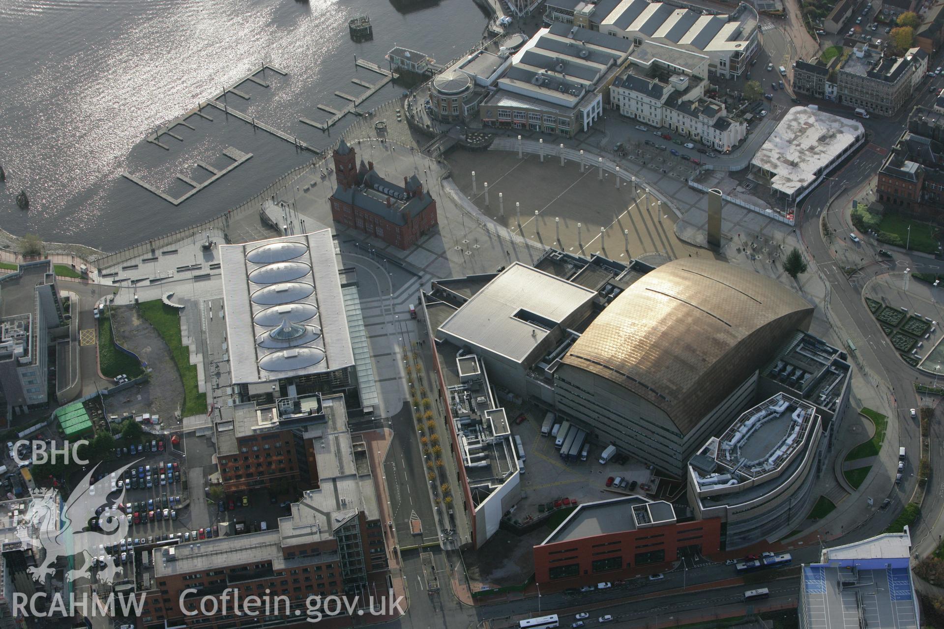 RCAHMW colour oblique photograph of Senedd Assembly Building, National Assembly for Wales, Cardiff. Taken by Toby Driver on 12/11/2008.